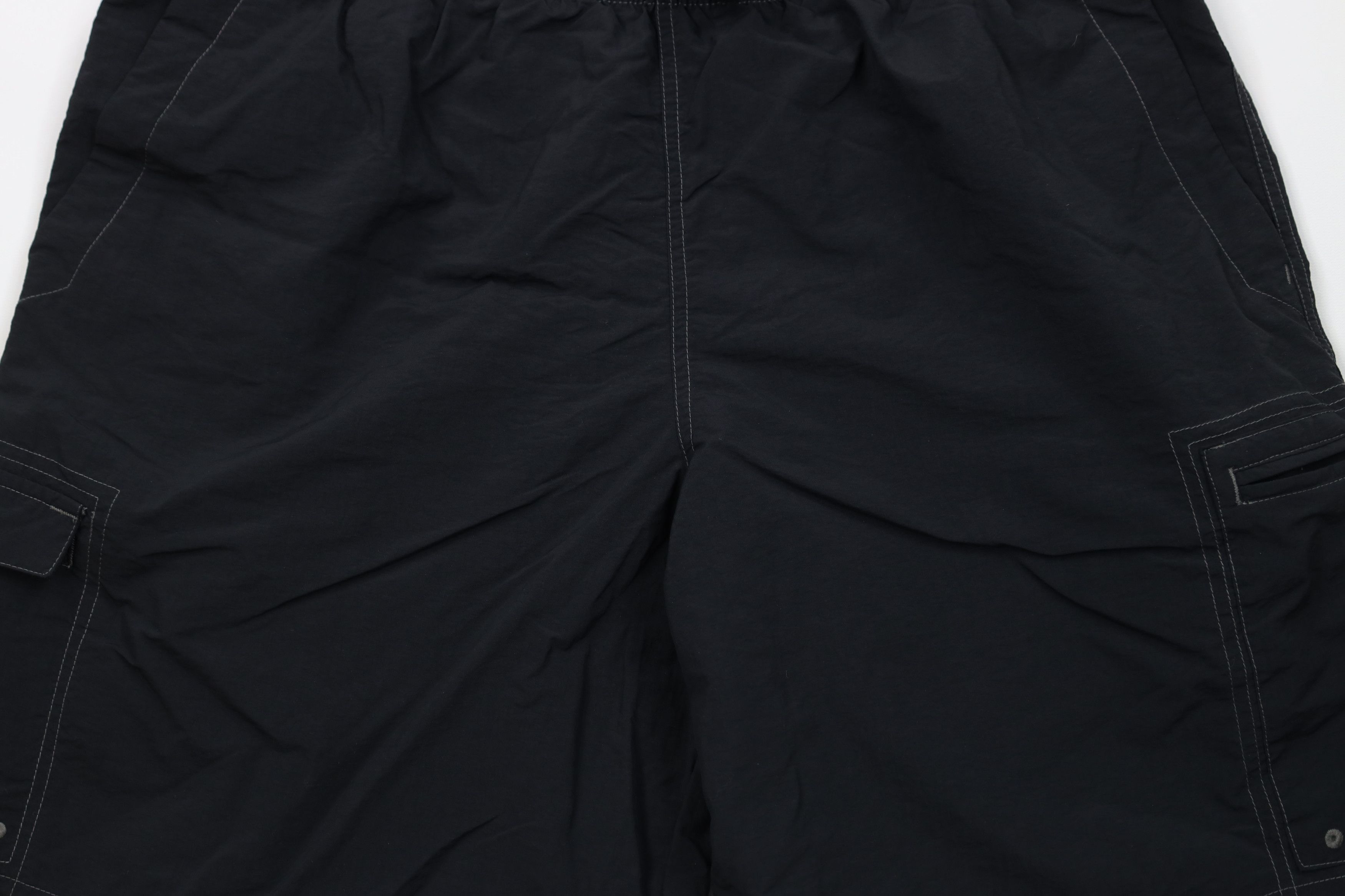 Columbia Vintage Columbia Belted Lined Trekking Cargo Shorts Black Size US 34 / EU 50 - 3 Thumbnail