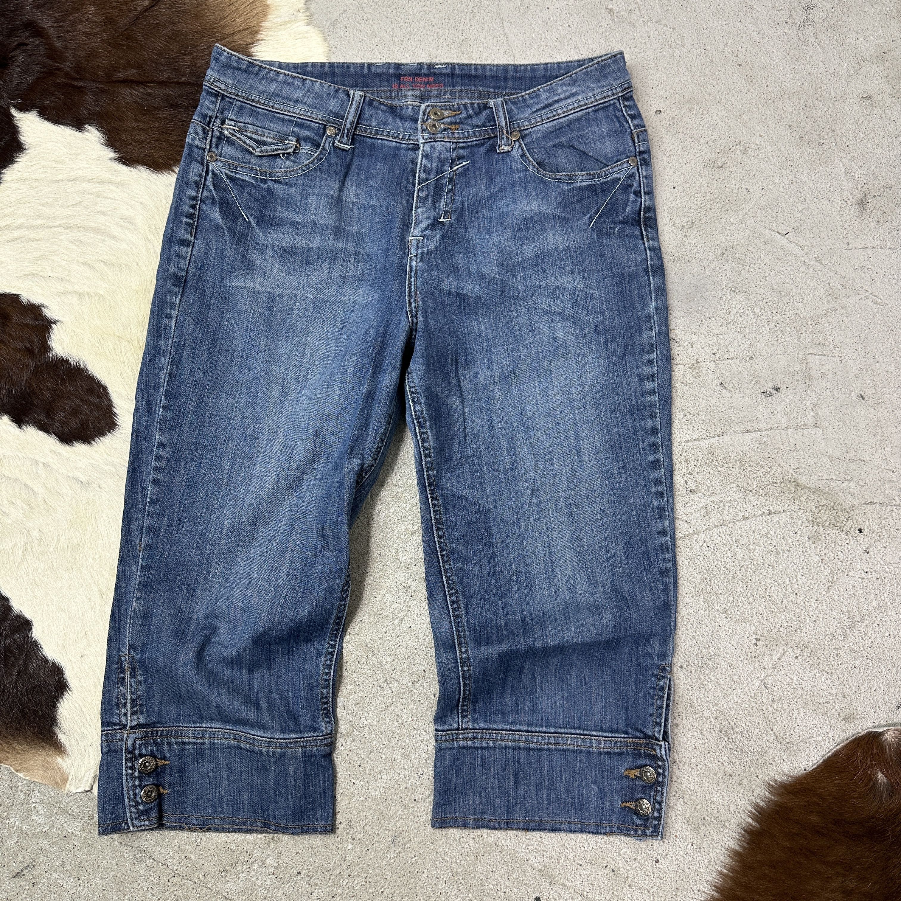 Vintage Vintage Denim Streetwear Capri Jeans Pants Y2K Size 26" / US 2 / IT 38 - 2 Thumbnail