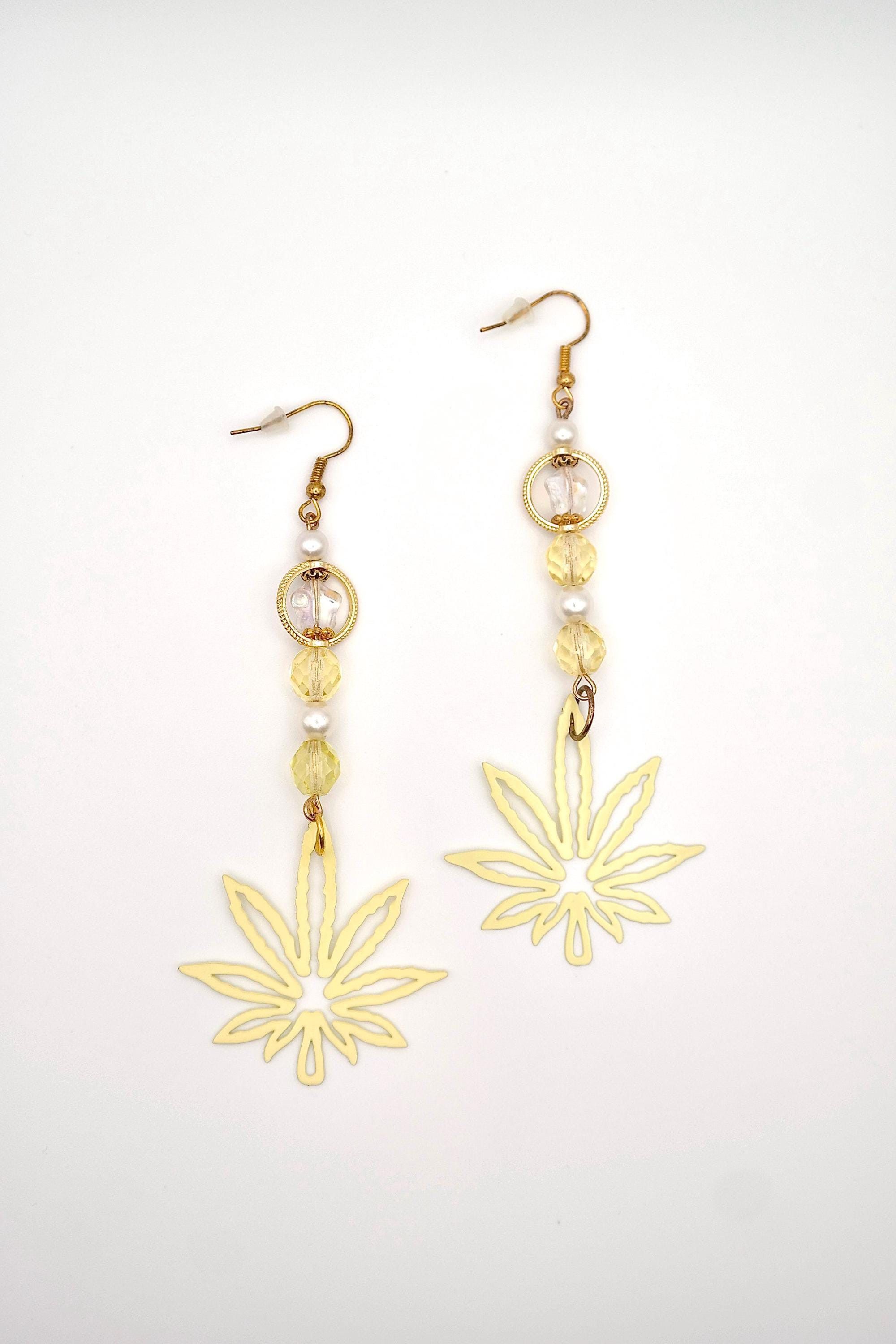 Handmade Colorful 420 Leaf Earrings Size ONE SIZE - 8 Thumbnail