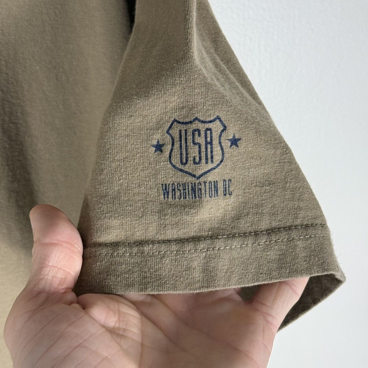 Vintage Smithsonian Institution National Air Space Museum T-Shirt Size US XL / EU 56 / 4 - 6 Thumbnail