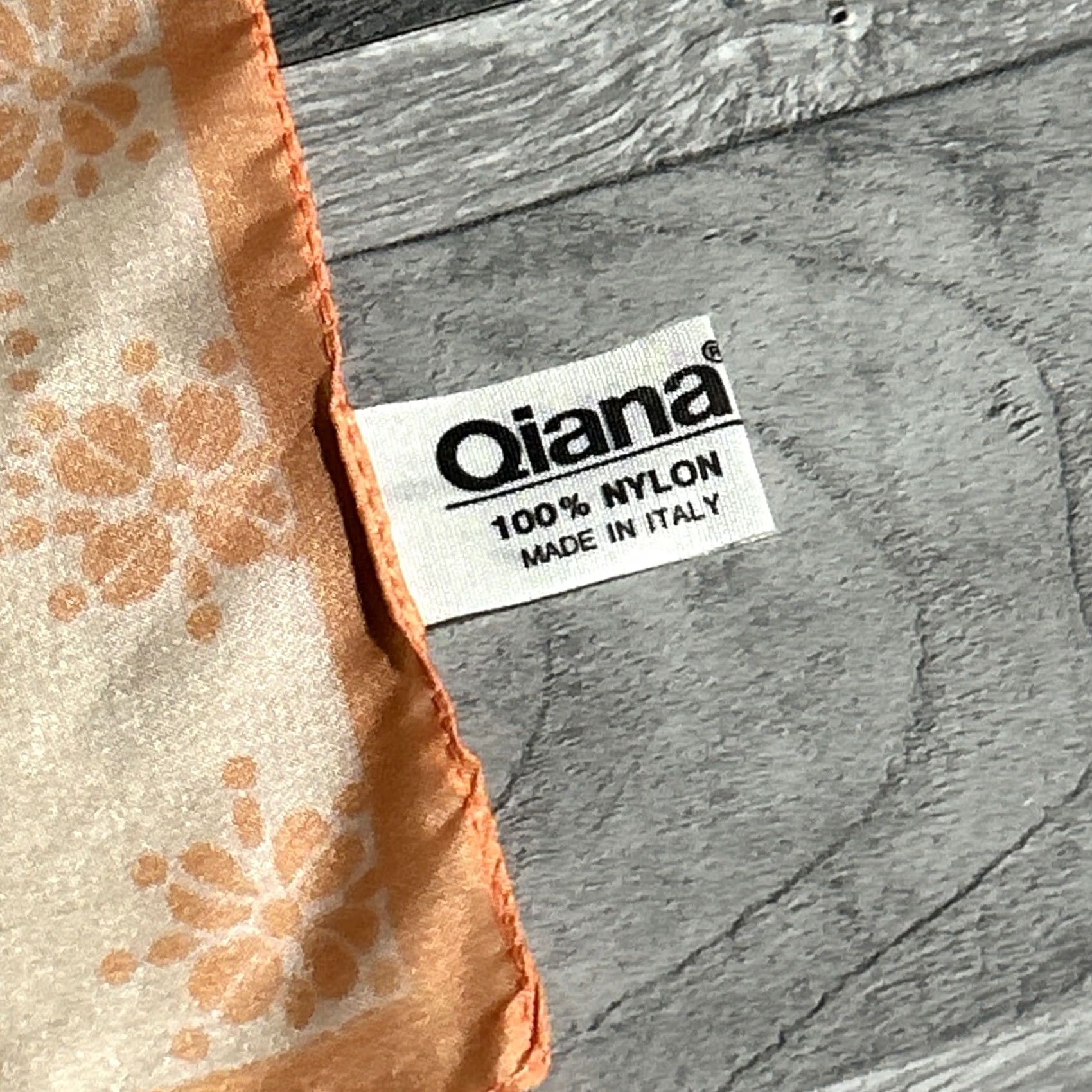 Vintage VINTAGE Qiana Floral Square Scarf 20 Inch Made In Italy Women Wool? Size ONE SIZE - 2 Thumbnail