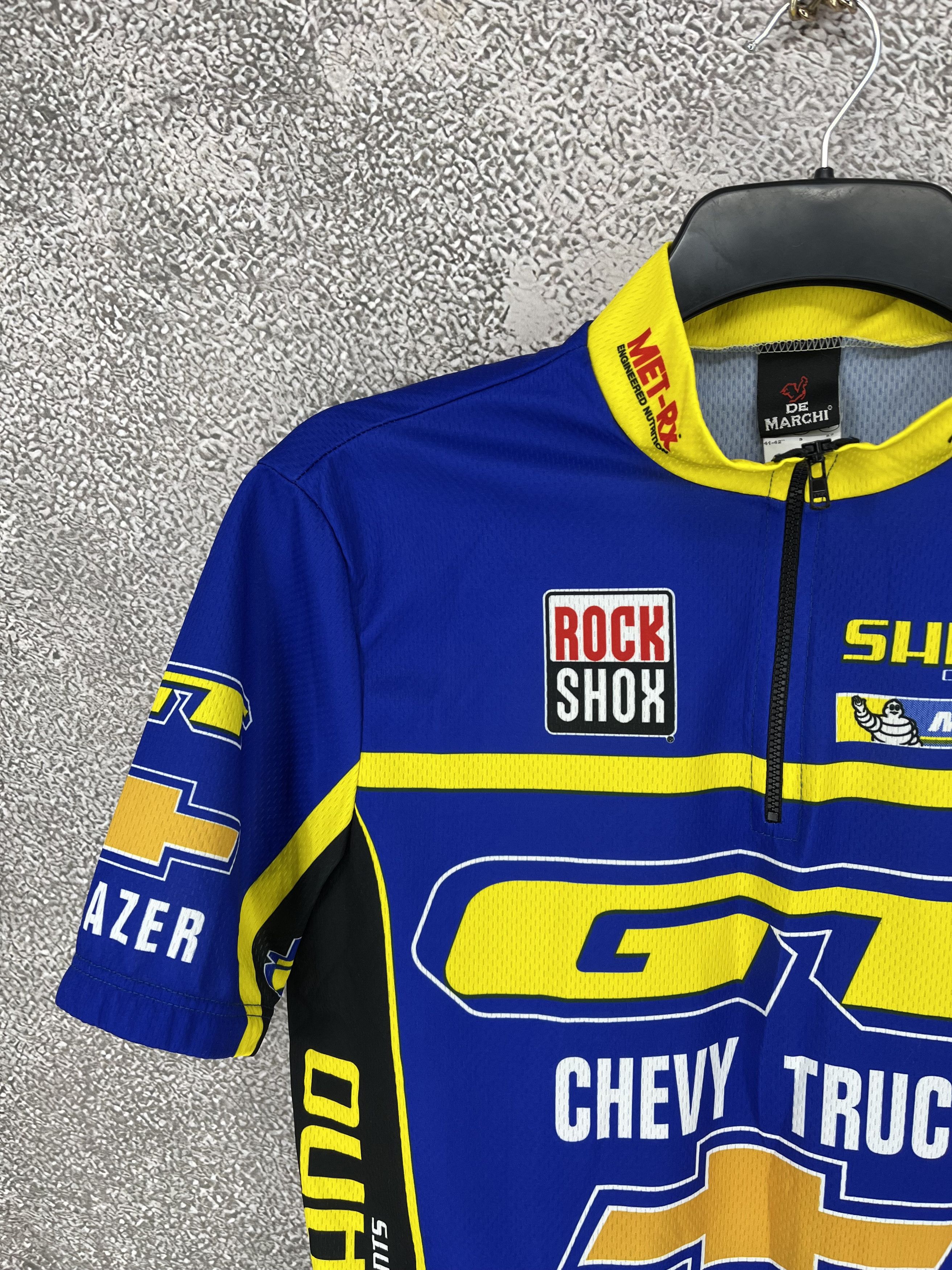 Sports Specialties GT Rock Shox Shimano Cycling Team maillot De Marchi taille Size US XL / EU 56 / 4 - 5 Thumbnail