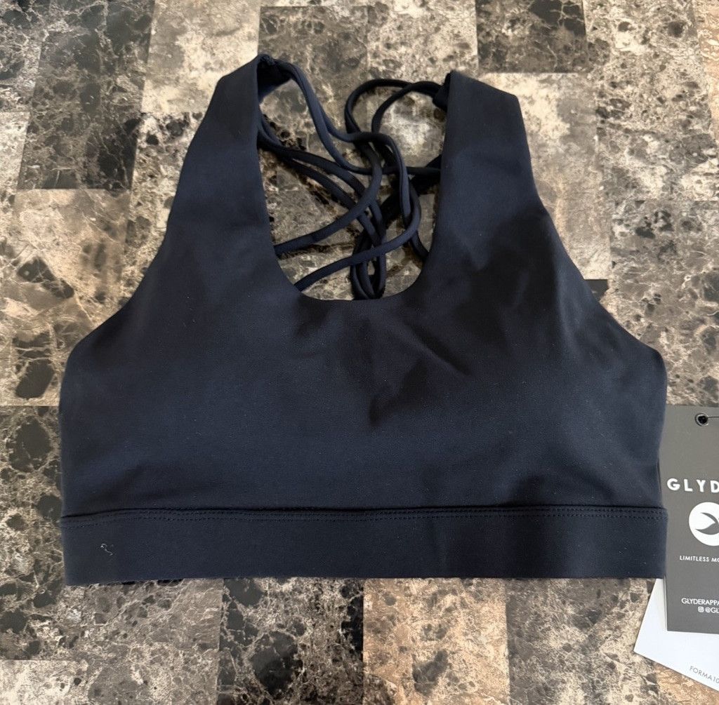 Gilded Age GLYDER INFINITY BRA BLACK COLOR SIZE MEDIUM NWT Size M / US 6-8 / IT 42-44 - 1 Thumbnail