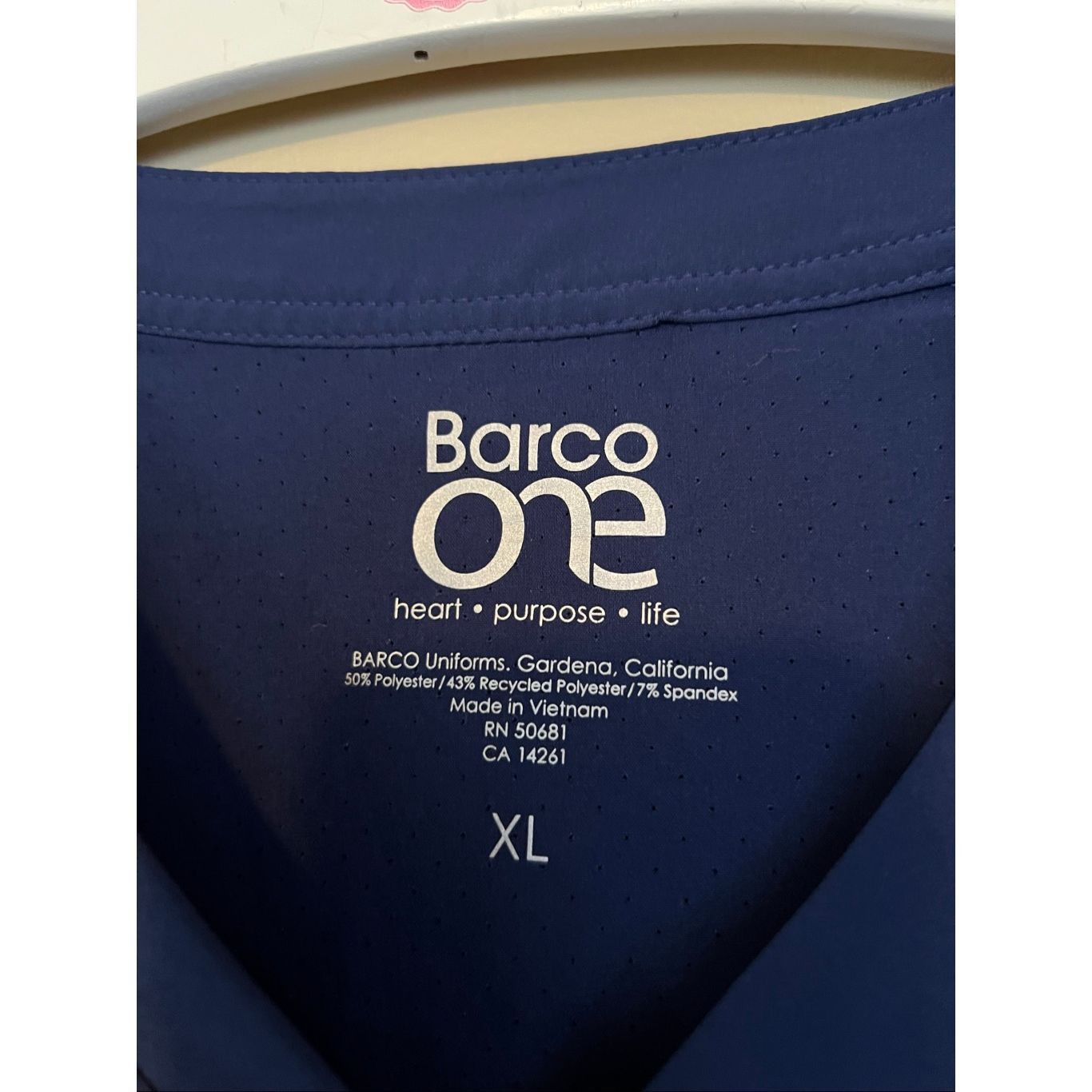 Other Barco One Blue Scrub Top Woman’s Size XL FLAWED-MARKS Size XL / US 12-14 / IT 48-50 - 6 Thumbnail
