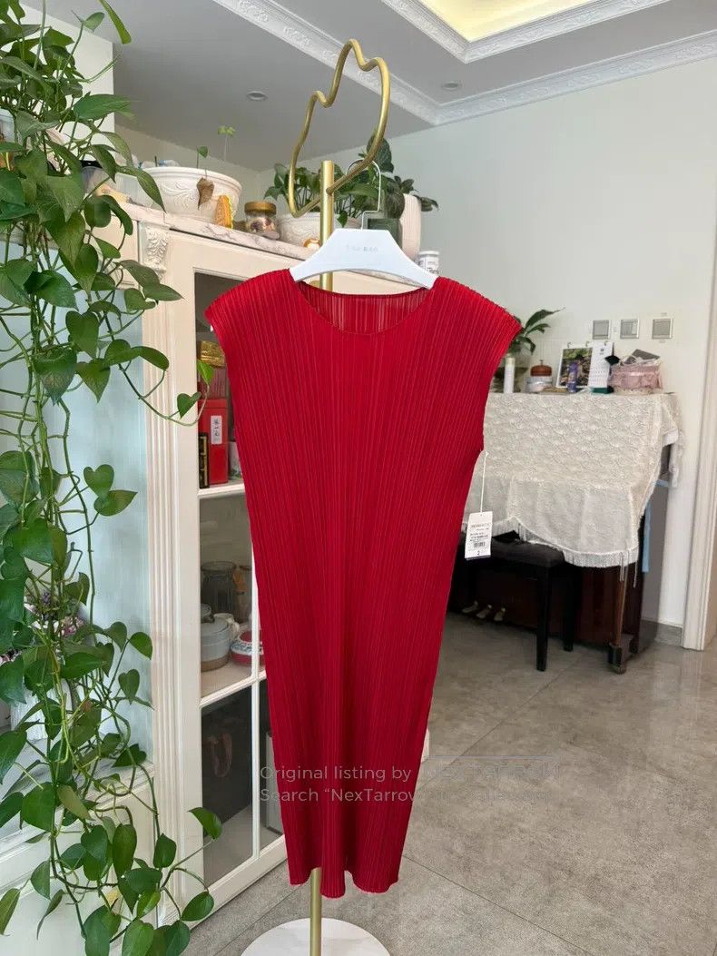 Issey Miyake Large Fish Scale Top