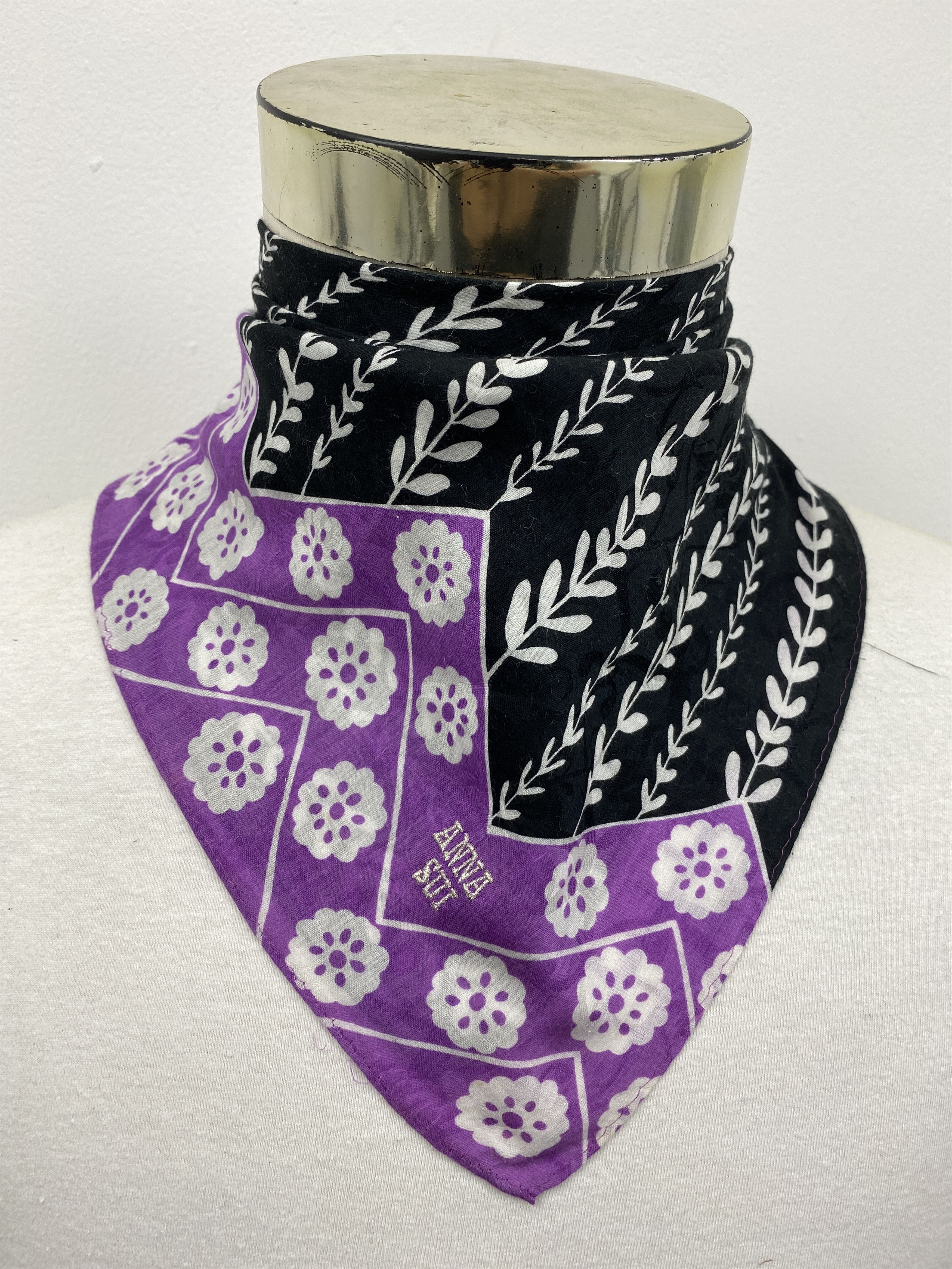 Anna Sui × Designer Anna Sui Handkerchief / Neckwear / Bandana HKC0555 Size ONE SIZE - 1 Thumbnail