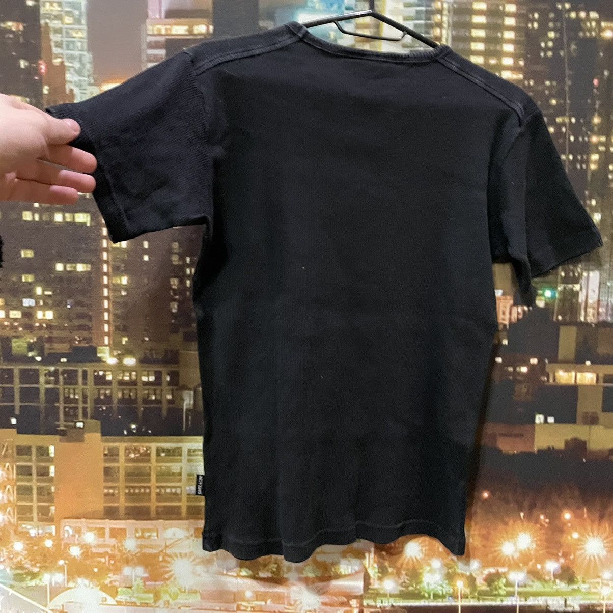Vintage Vintage 90s Graphic Tee Humor Streetwear Underground Black M Size US M / EU 48-50 / 2 - 6 Thumbnail