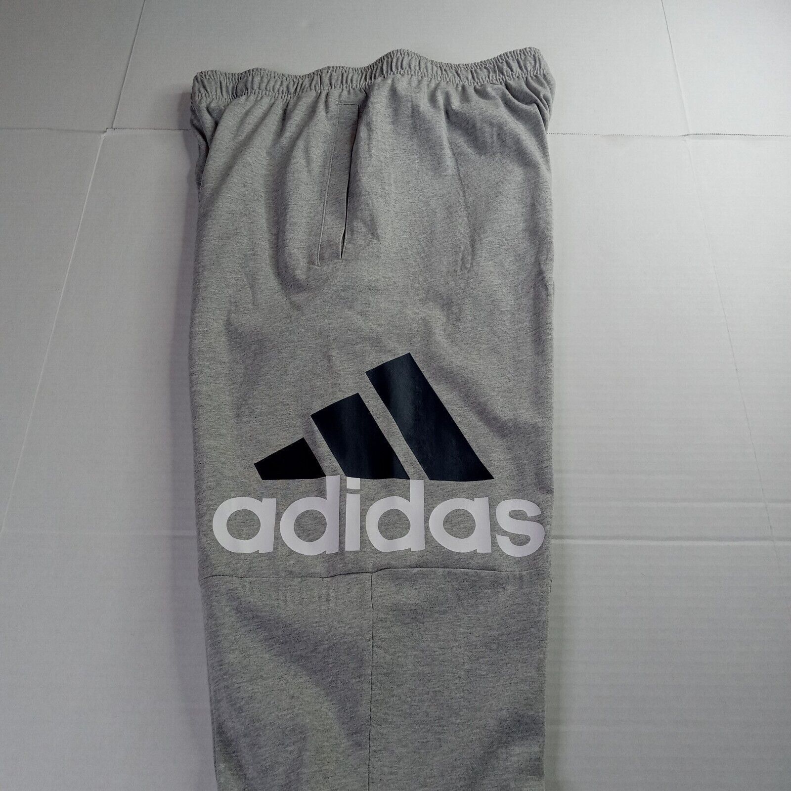 Adidas Adidas Essential Performance Logo Gray Joggers Men's XLT Size US 34 / EU 50 - 10 Thumbnail