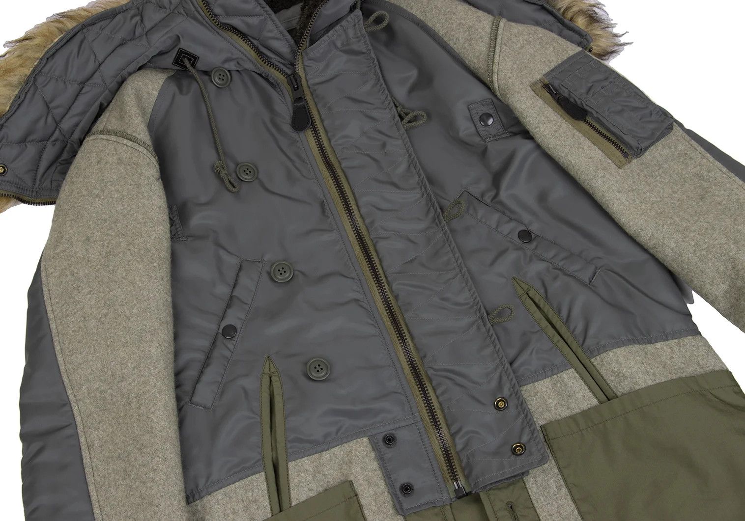 Junya Watanabe Military-Style Fur-Trimmed Hoodie Coat in Khaki Size S Size US S / EU 44-46 / 1 - 11 Thumbnail