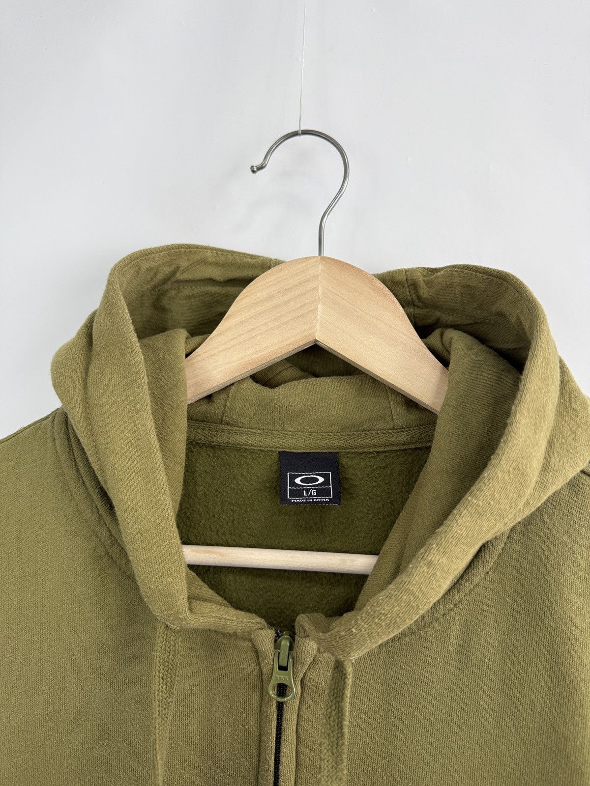 Oakley 🇺🇸 Vintage Y2K Oakley Military Style Hoodie Rare Retro Hype Size US L / EU 52-54 / 3 - 4 Thumbnail