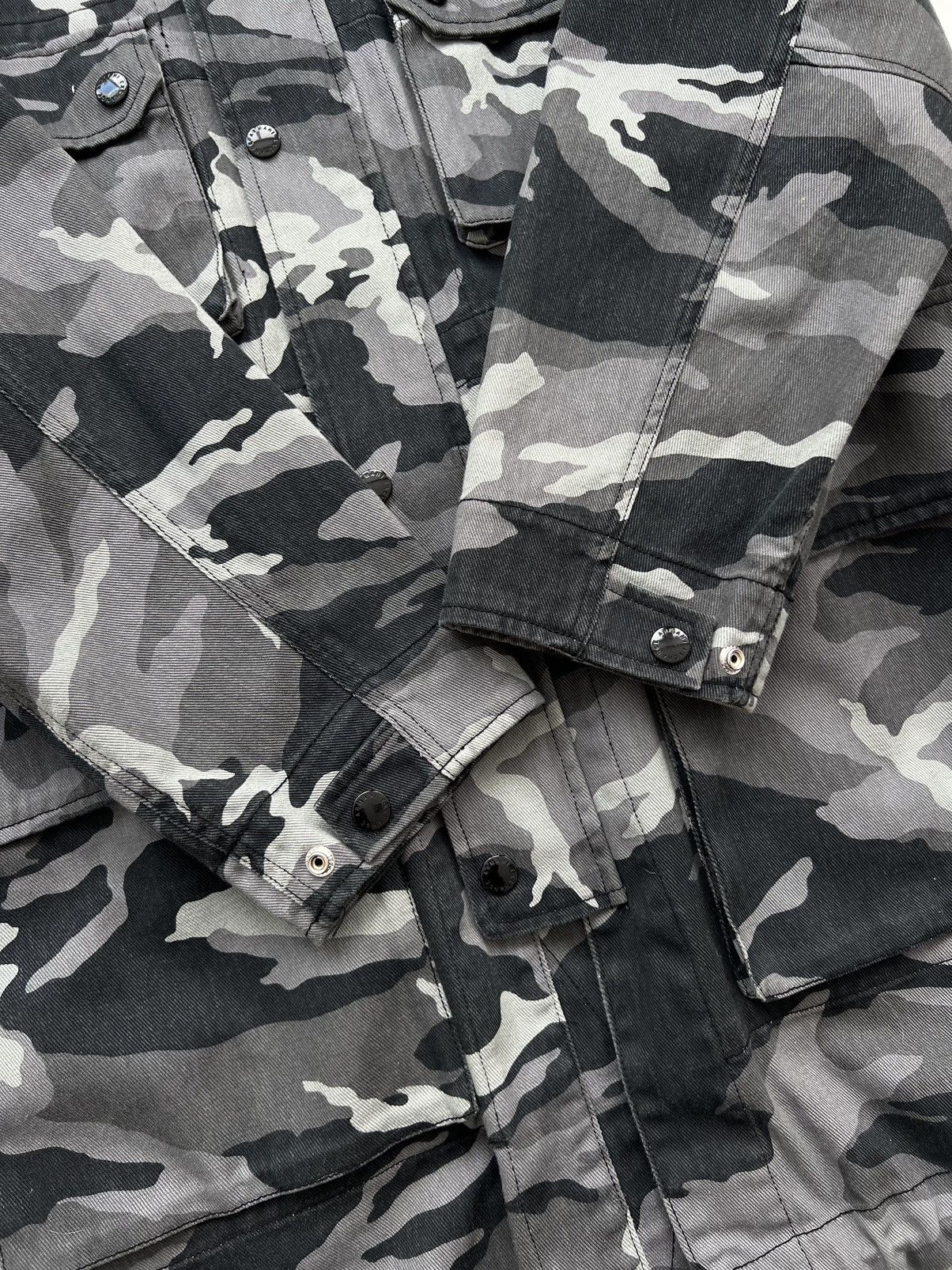 Armani × Armani Exchange × Emporio Armani Armani Exchange F/W18 Arctic Camo Military Multipocket Parka Size US M / EU 48-50 / 2 - 11 Thumbnail