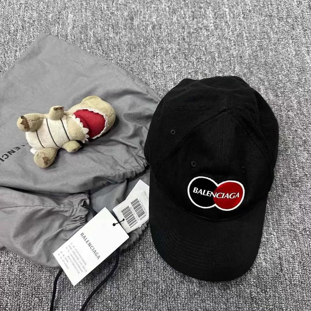 Balenciaga Balenciaga Mastercard Cap Size L New w/tags w/dust bag Size ONE SIZE - 1 Thumbnail
