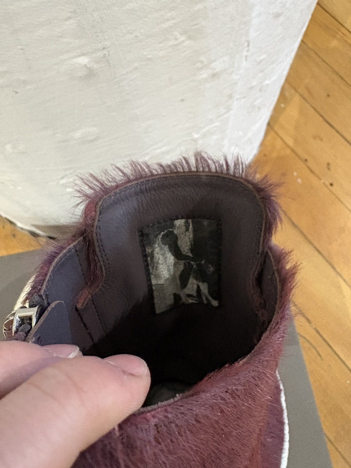 Rick Owens Rick Owens FW23 "Luxor" Amethyst pony hair ramones Size US 9.5 / EU 42-43 - 9 Thumbnail