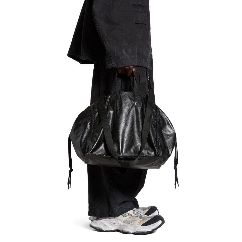 Balenciaga o1la1rc1a1125 Size: OS / Cargo Large Tote Bag in Black Size ONE SIZE - 6 Thumbnail