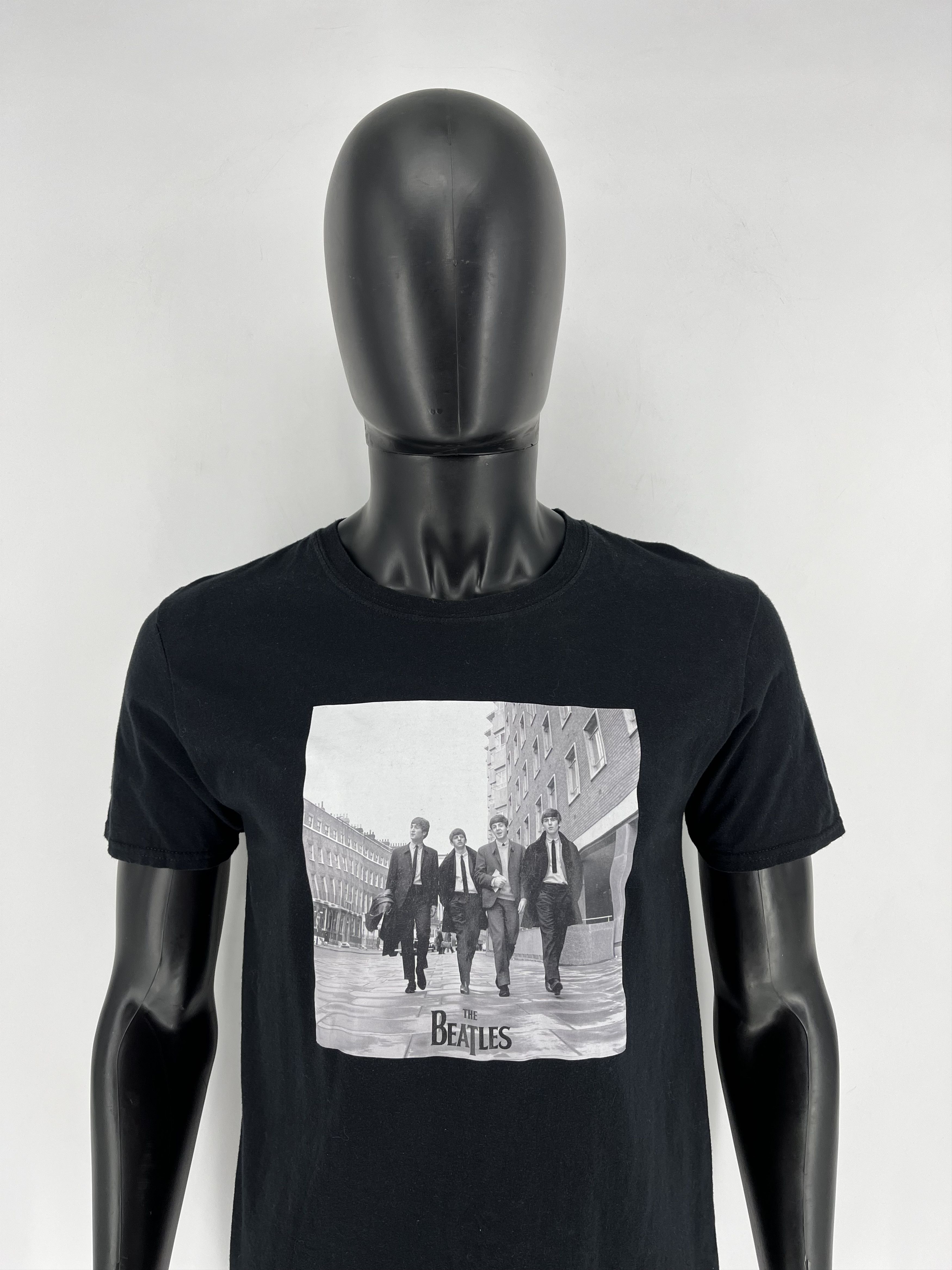 Band Tees Vintage Y2K The Beatles Submarine Thrashed Rock Streetwear Size US M / EU 48-50 / 2 - 1 Thumbnail
