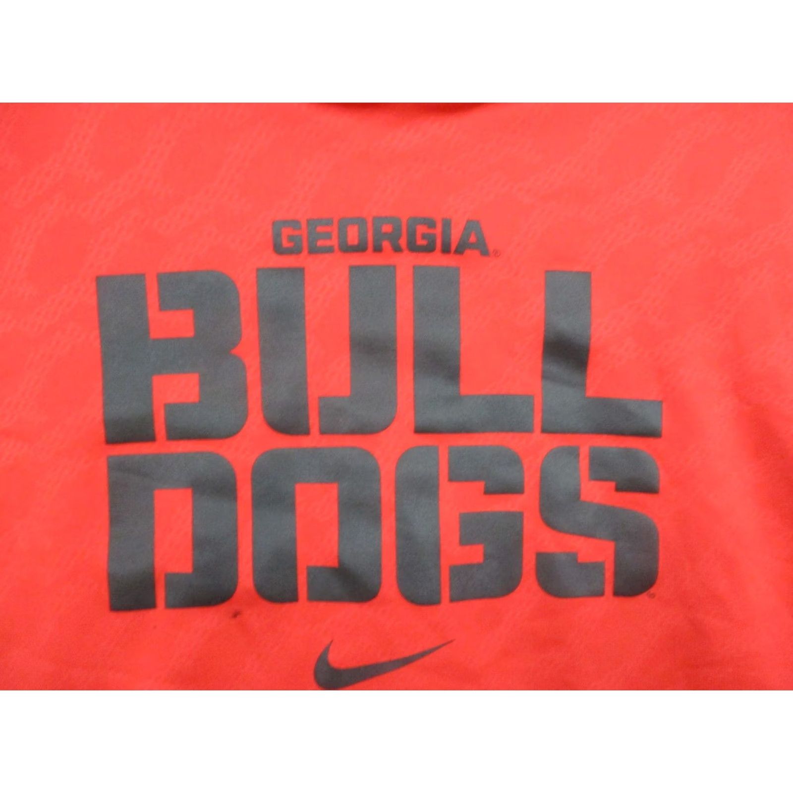 Nike Georgia Bulldogs Nike Therma-Fit Hoodie Mens XL Red Pullover NCAA Football Graphic Print Logo Gameday Varsity Comfort Size US XL / EU 56 / 4 - 2 Thumbnail
