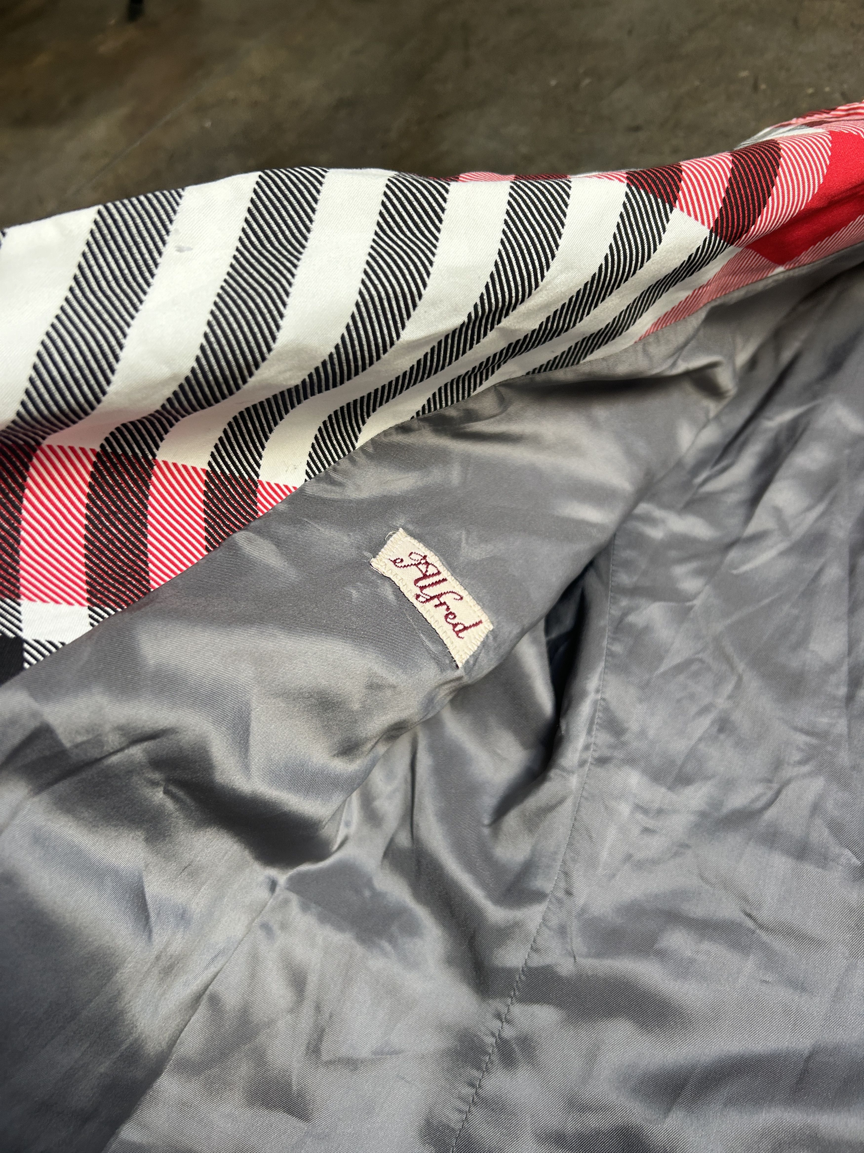 Vivienne Westwood Brand New 1,200$ 2016 Heavy Coat w/ Purposeful Distressing Size US M / EU 48-50 / 2 - 10 Thumbnail