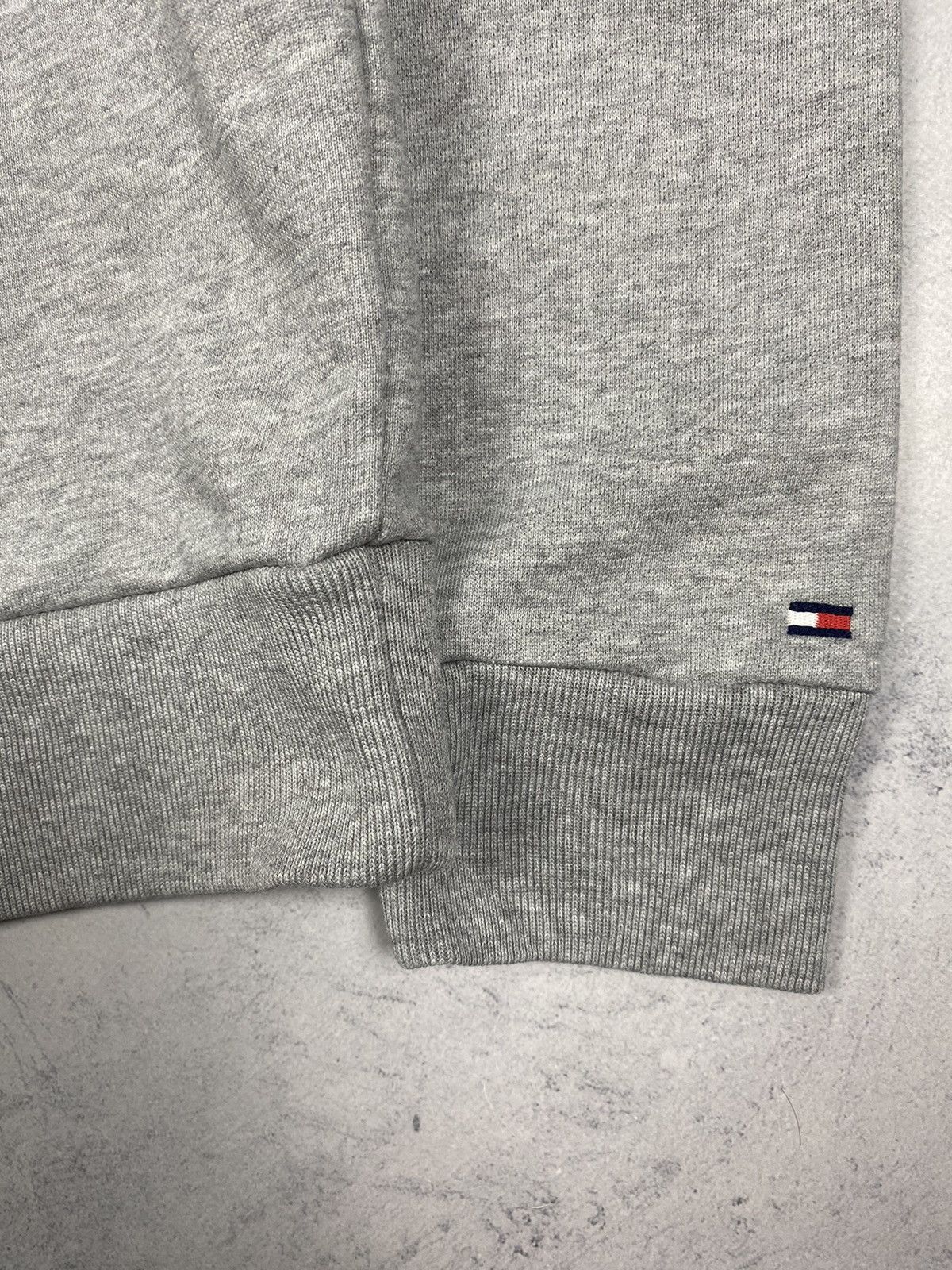 Tommy Hilfiger Tommy Hilfiger Big Logo Gray Sweatshirt Men’s Size M Size US M / EU 48-50 / 2 - 6 Thumbnail