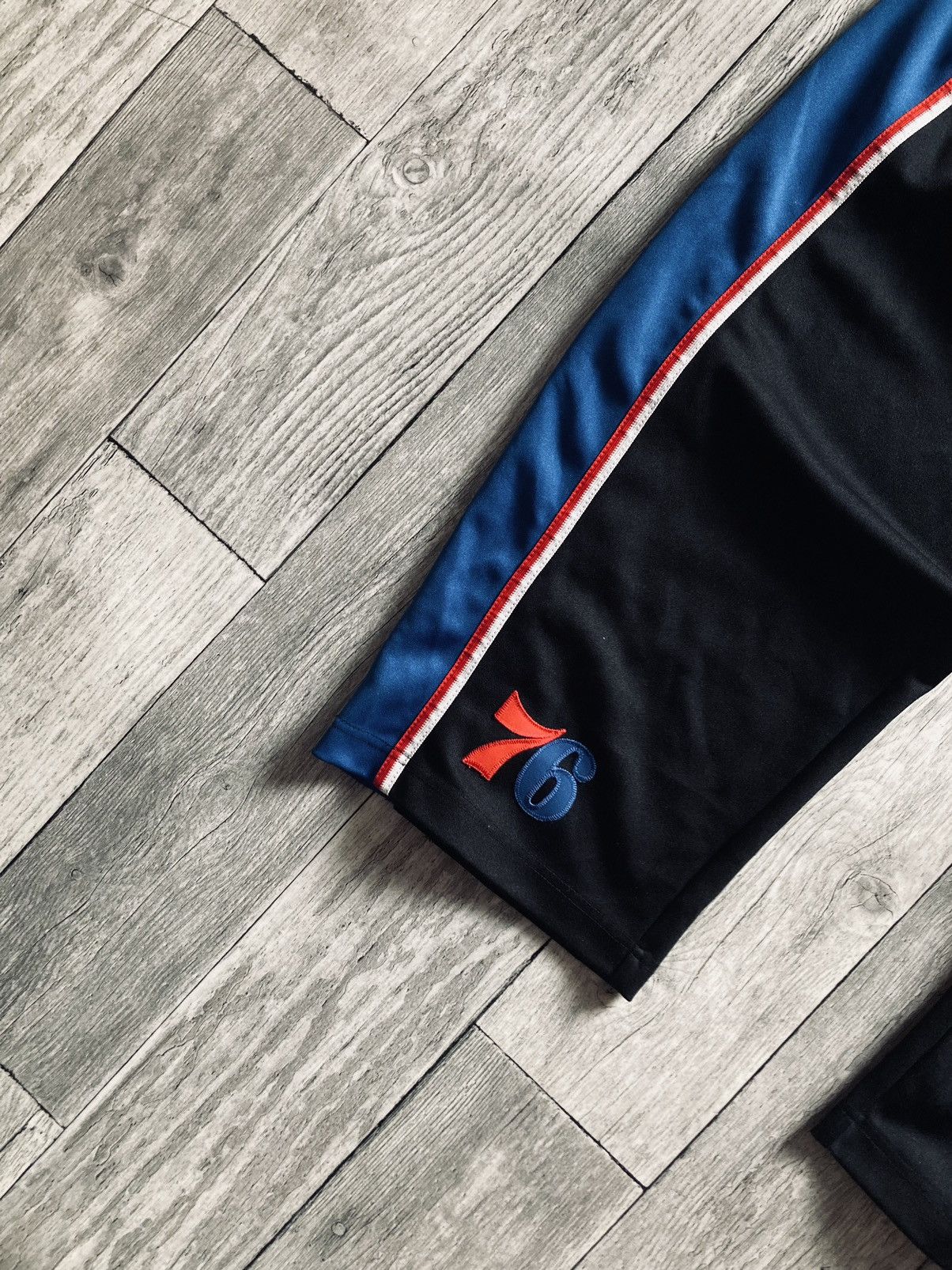 NBA Vintage rare 90’s philadelphia 76ers NBA trackpants L / XL Size US 36 / EU 52 - 3 Thumbnail