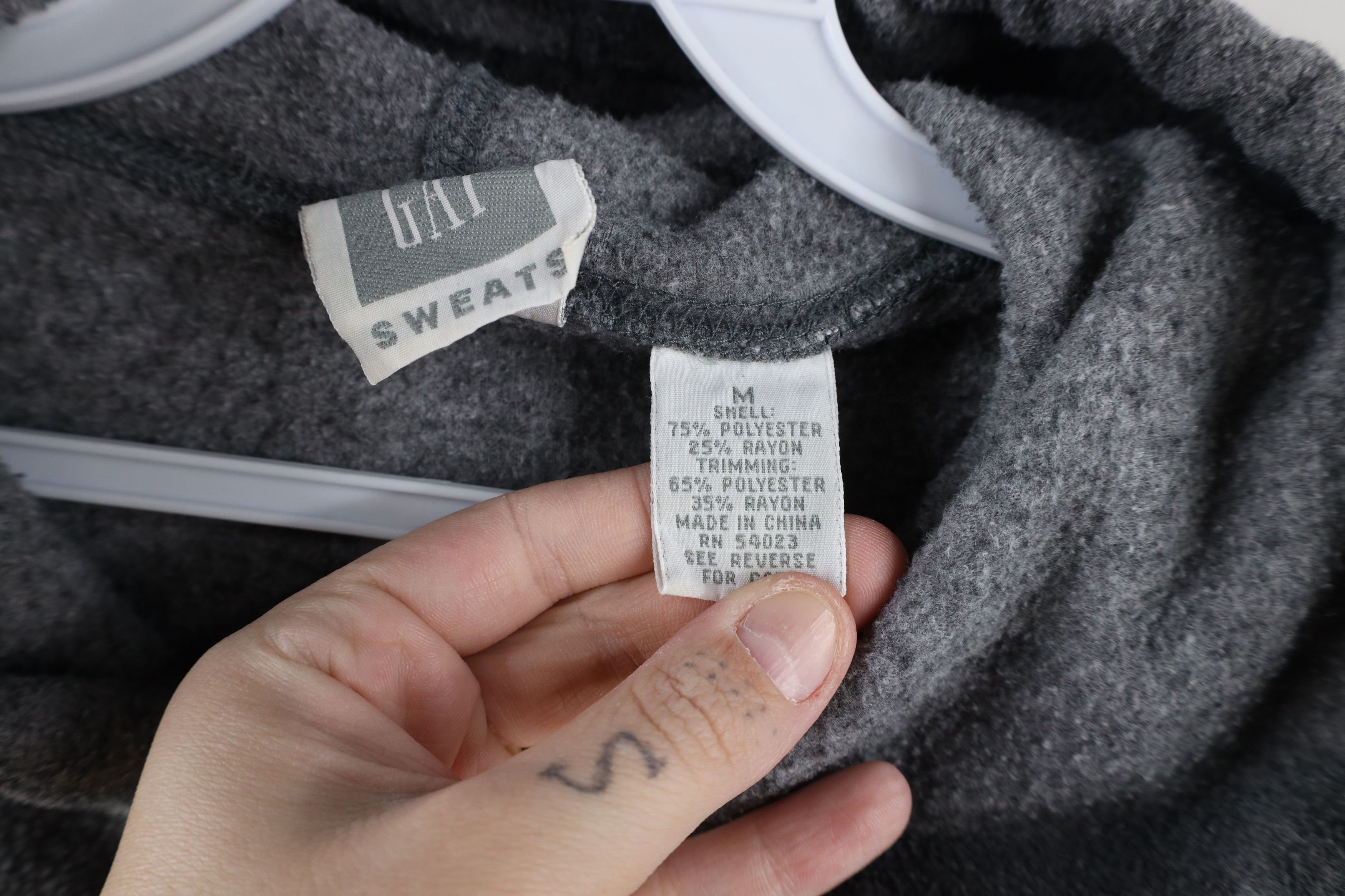 Gap × Vintage Vintage 90s Gap Athletic Baggy Fit Fleece Hoodie Sweatshirt Size US M / EU 48-50 / 2 - 7 Thumbnail