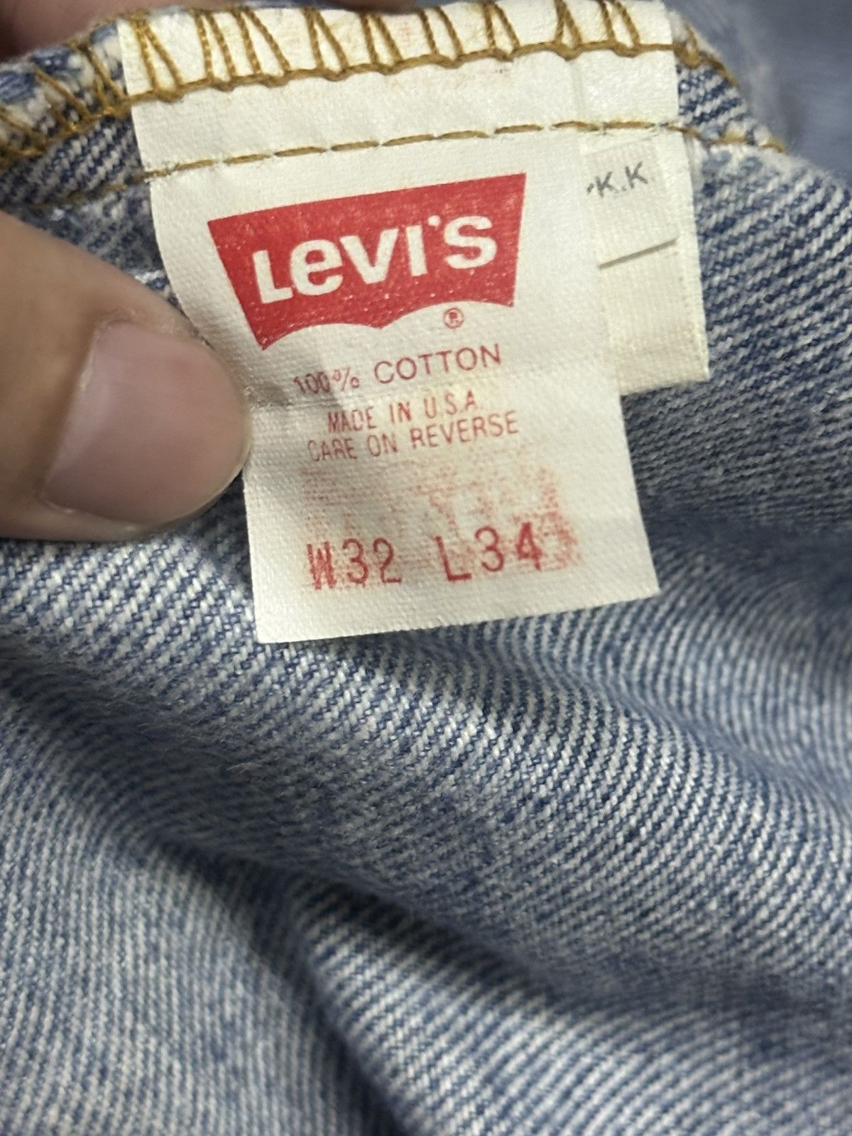 Levi's Vintage Levi's Distressed Baggy Loose Fit With Faded Wash Size US 31 - 9 Thumbnail