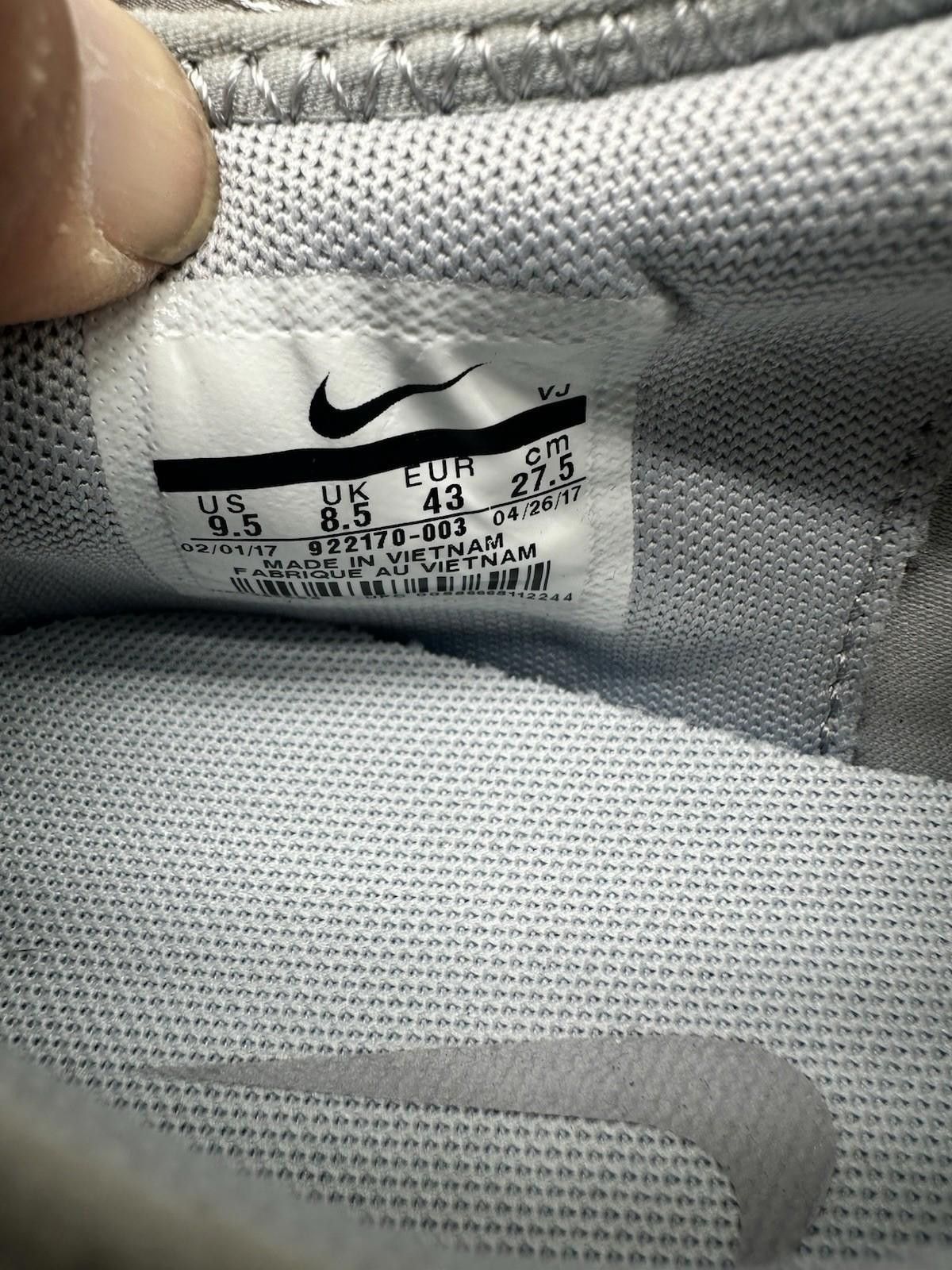 Nike Nike Men’s Dualtone Racer 918227-015 Size 9.5 Grey/Black Size US 9.5 / EU 42-43 - 7 Thumbnail