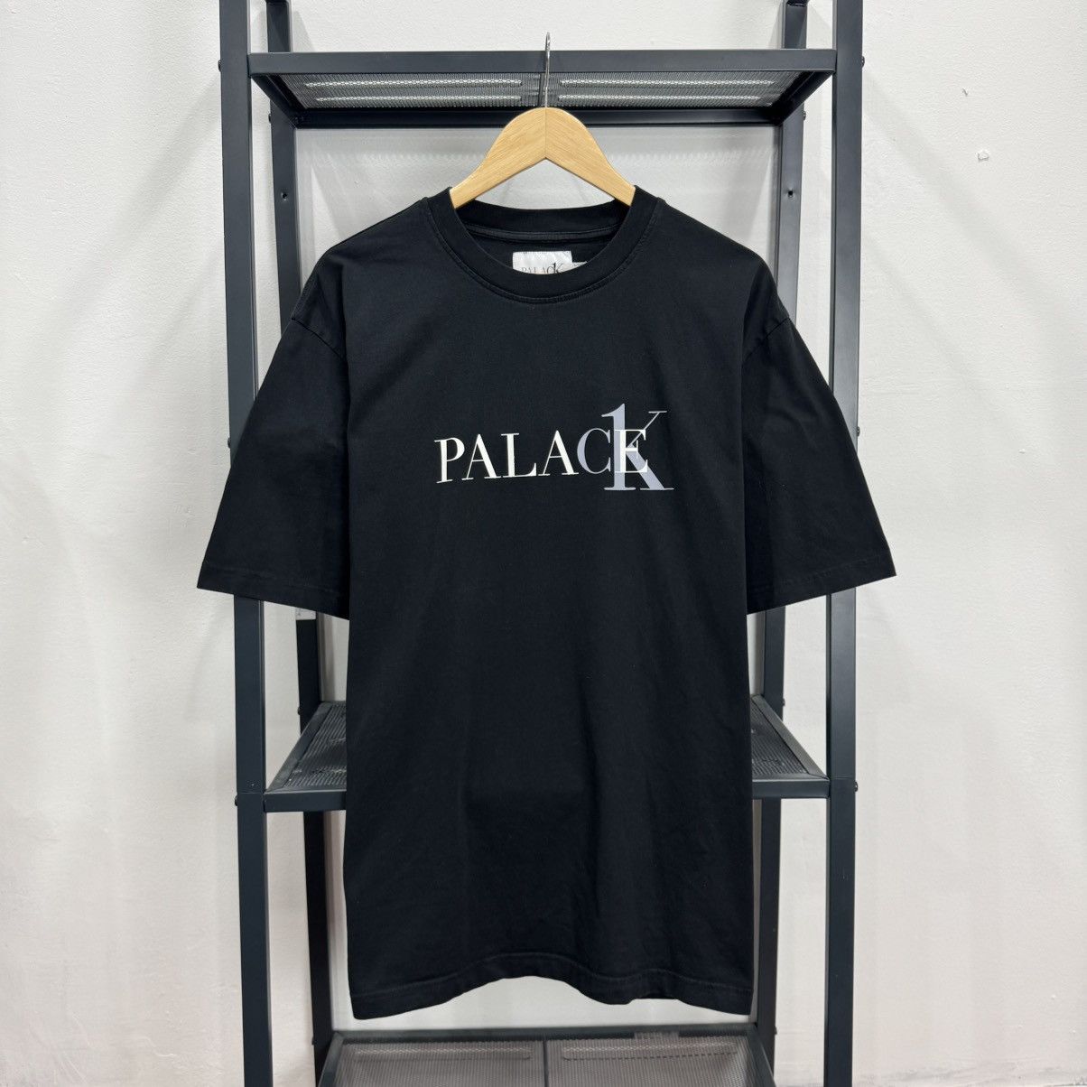 Calvin Klein × Palace Palace x Calvin Klein Size US XL / EU 56 / 4 - 2 Thumbnail