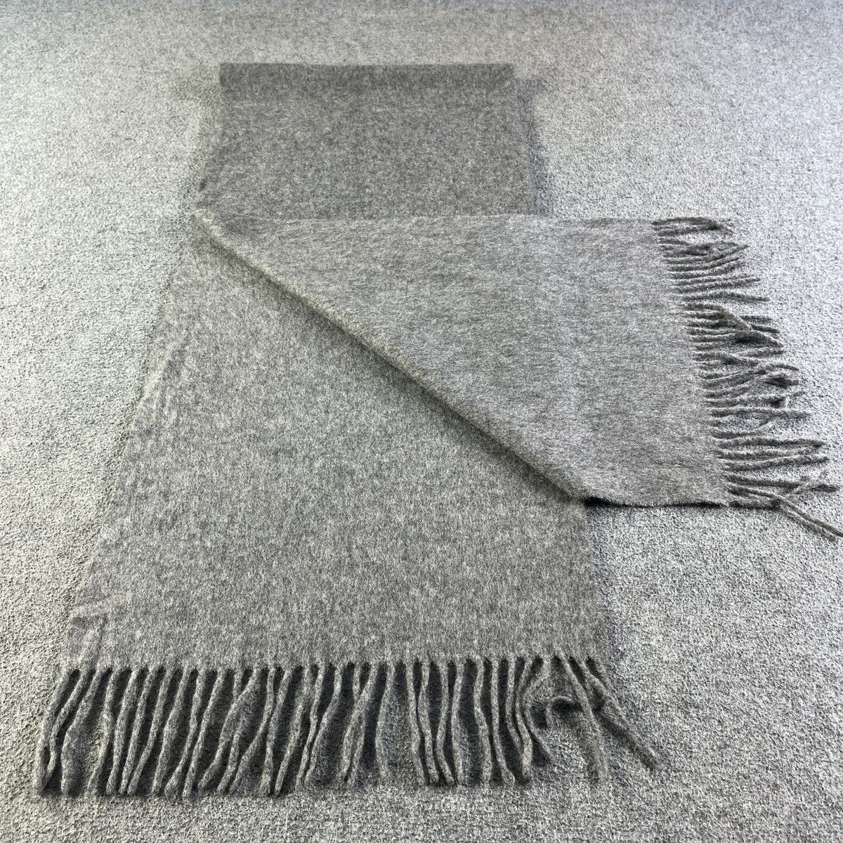 Johnstons Of Elgin The Scotch House Scarf / Muffler / Neckwear T1136 Size ONE SIZE - 2 Thumbnail