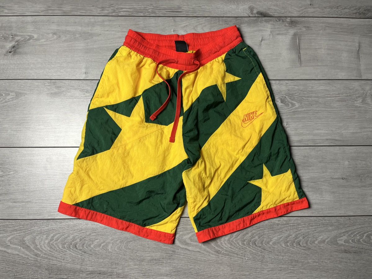 Nike Nike Dri-Fit Throwback shorts basketball size Medium Size US 32 / EU 48 - 1 Thumbnail
