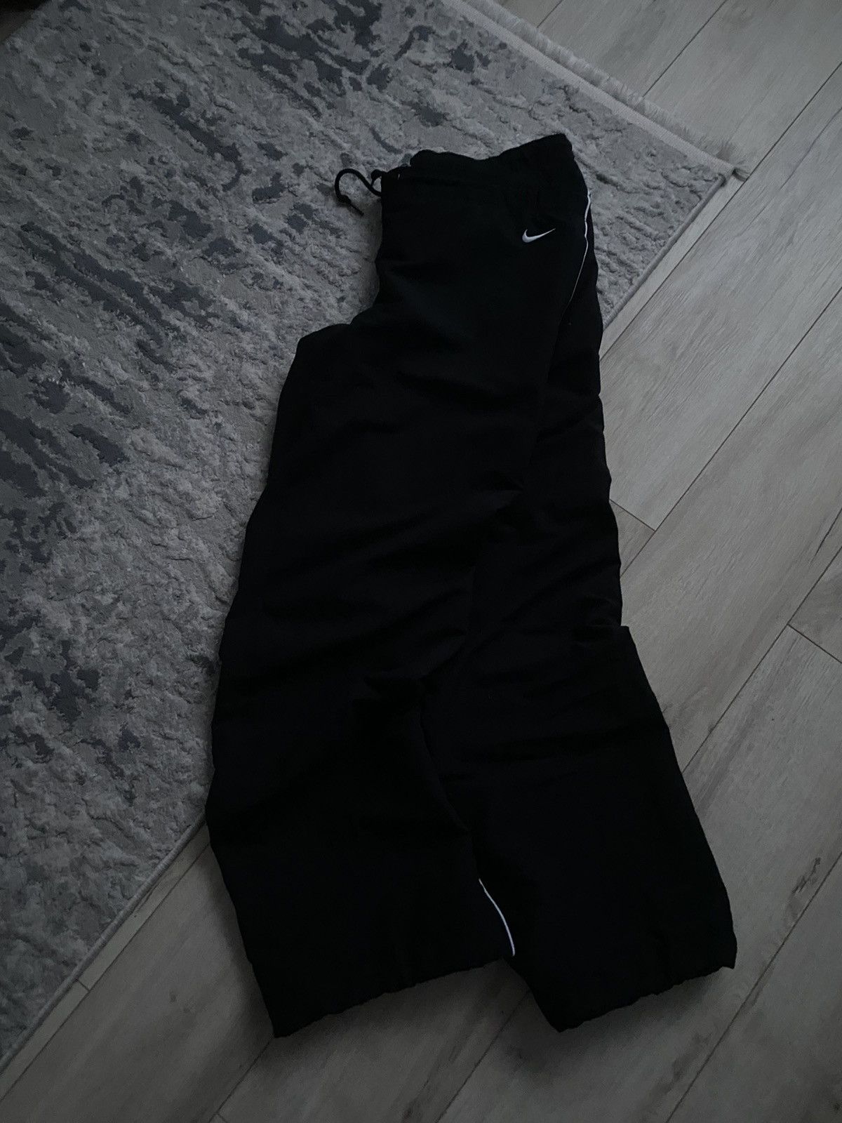 Nike VINTAGE NIKE TRACK PANTS WOMENS DRILL BAGGY Size 38" / US 16 / IT 52 - 1 Thumbnail