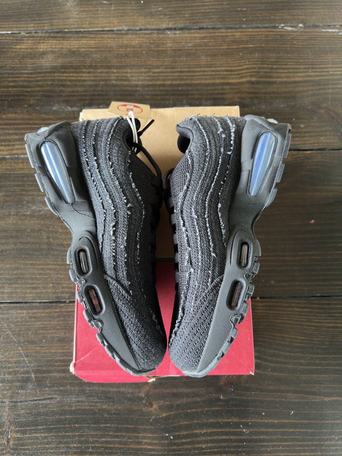 Levi's × Nike Levi’s x Nike Air Max 95 Denim Black Size US 8 / EU 41 - 6 Thumbnail