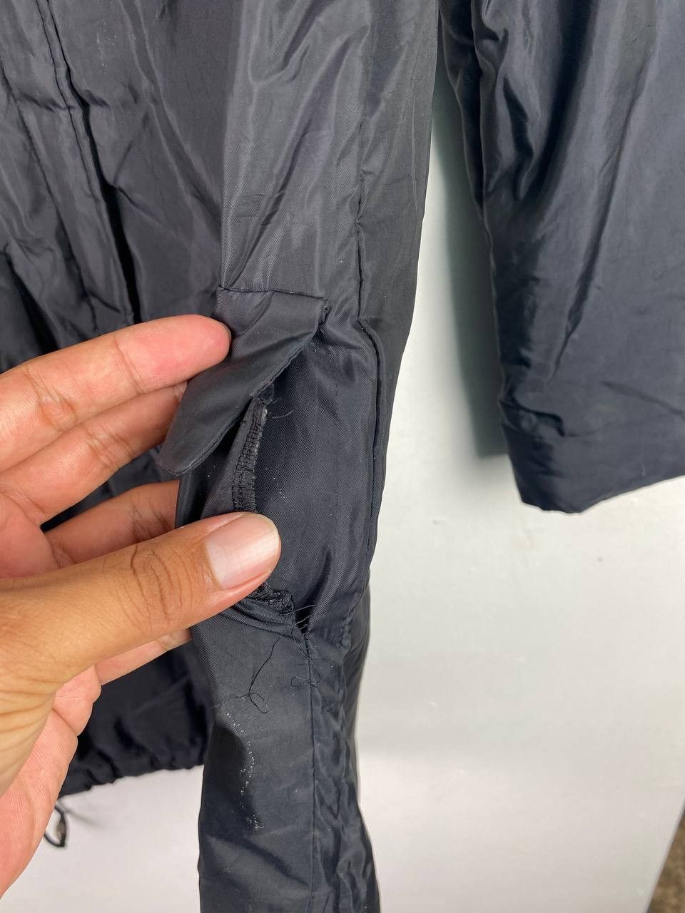 Burberry burberry nylon trench coat nice design Size US L / EU 52-54 / 3 - 13 Thumbnail