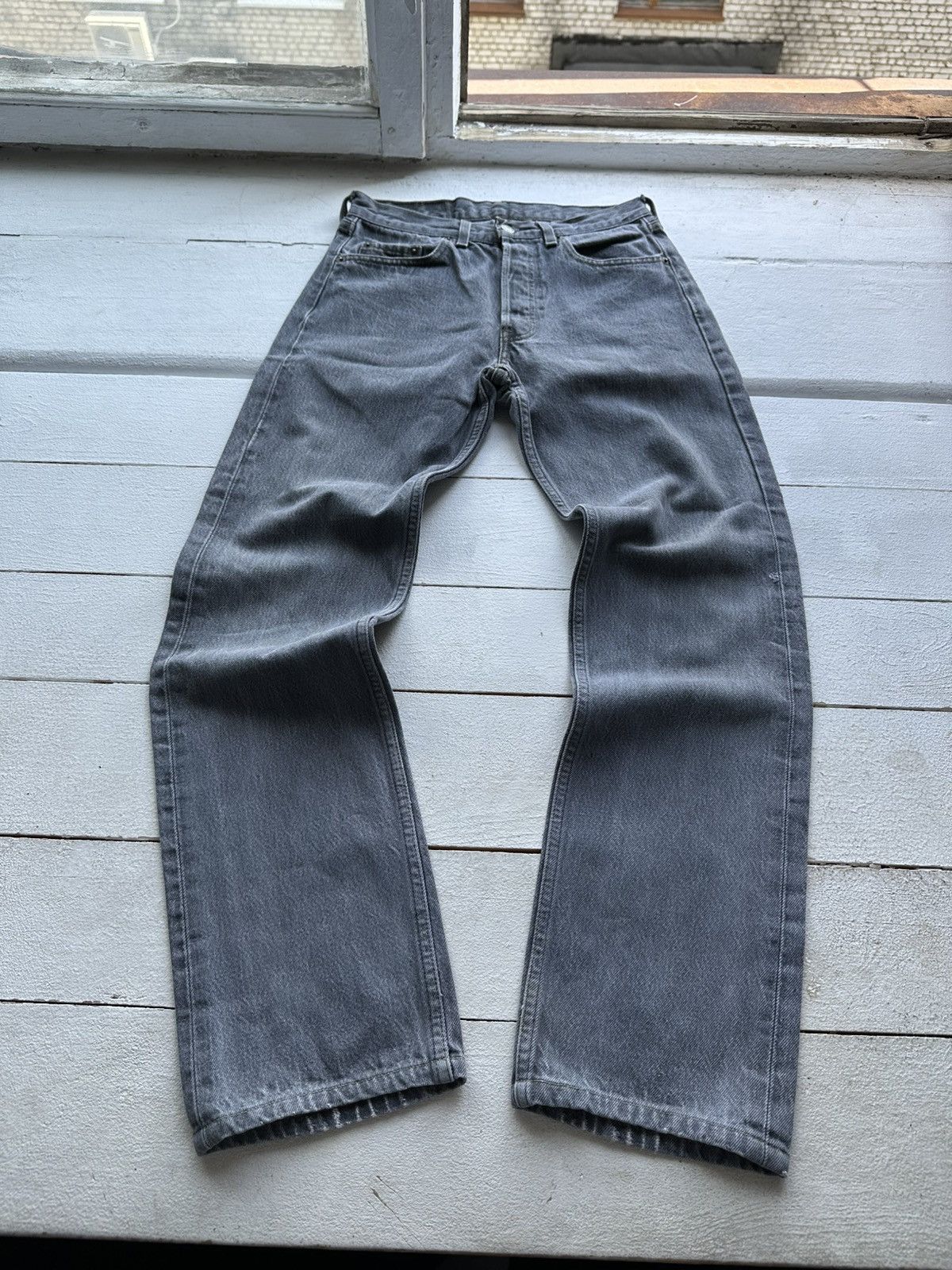 Levi's 🚨Vintage 90s Levis Jeans 501 LEGEND y2k Light Wash Denim Size US 30 / EU 46 - 1 Thumbnail