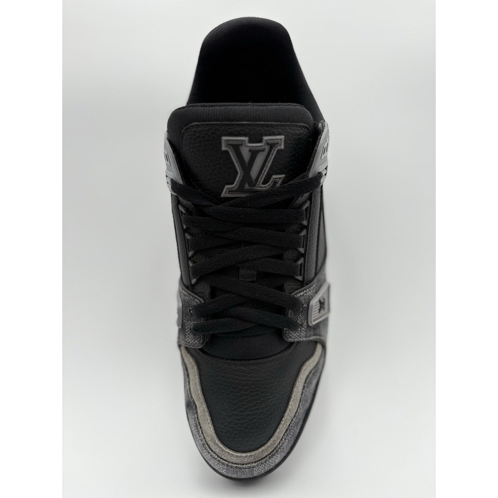 Louis Vuitton (9-9.5) Louis Vuitton Trainer ' Damier Denim ' | GOOD COND! Size US 9.5 / EU 42-43 - 11 Thumbnail