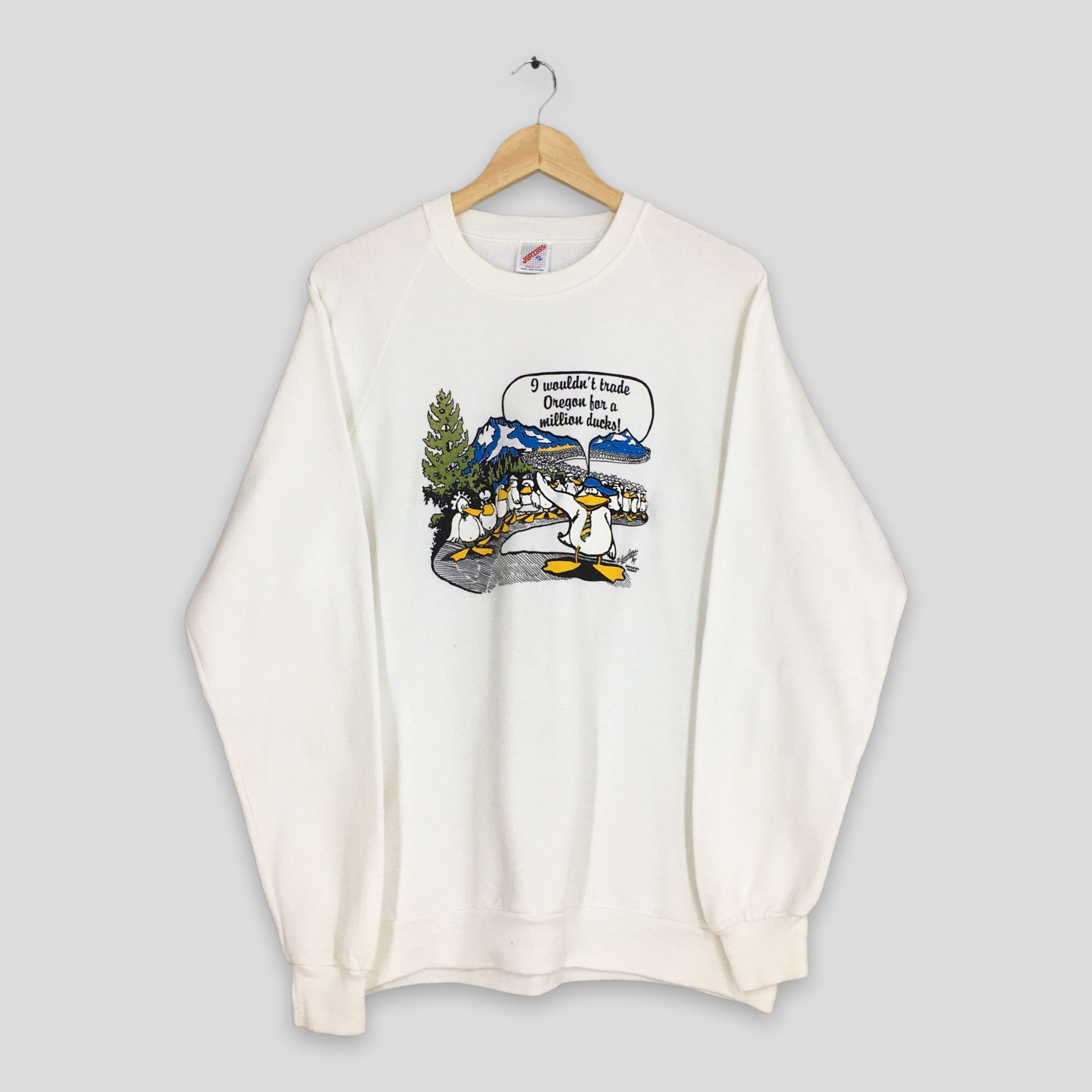 Other Vintage 90s Ducks Quackers White Sweatshirt XLarge Size US XL / EU 56 / 4 - 1 Thumbnail