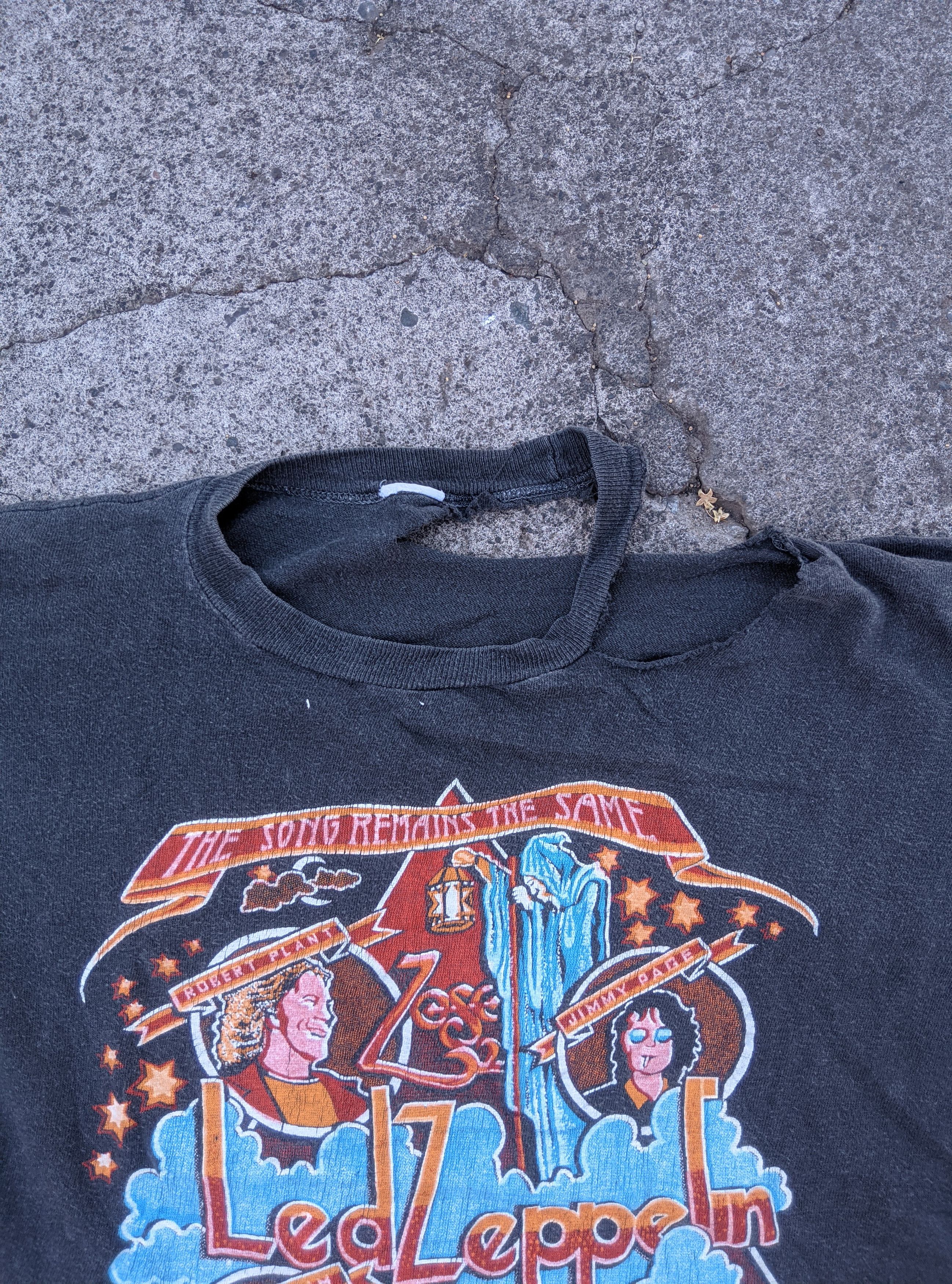 Band Tees × Vintage Vintage 80s thrashed led zeppelin the song remains the same Size US M / EU 48-50 / 2 - 4 Thumbnail