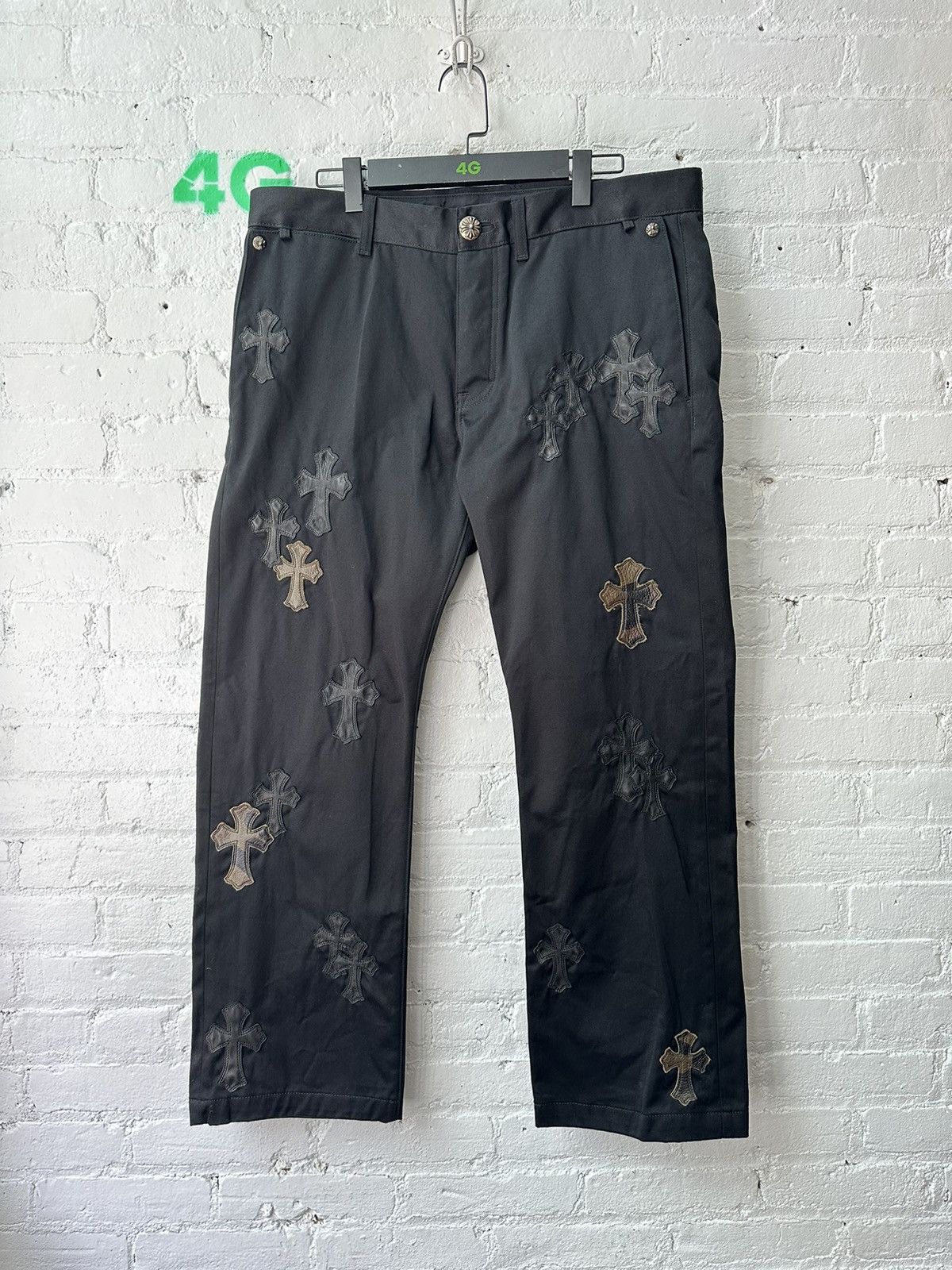 Chrome Hearts CHROME HEARTS CROSS CAMO PATCHES PANTS Size US 36 / EU 52 - 1 Thumbnail