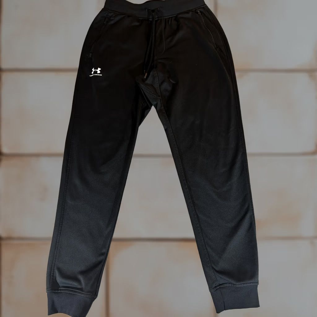Under Armour Under Armour Jogger Pants Men M Black Knit Tapered Relaxed Pocket Zip Pocket Athletic Gym Running Casual Mens Size US 31 - 1 Thumbnail