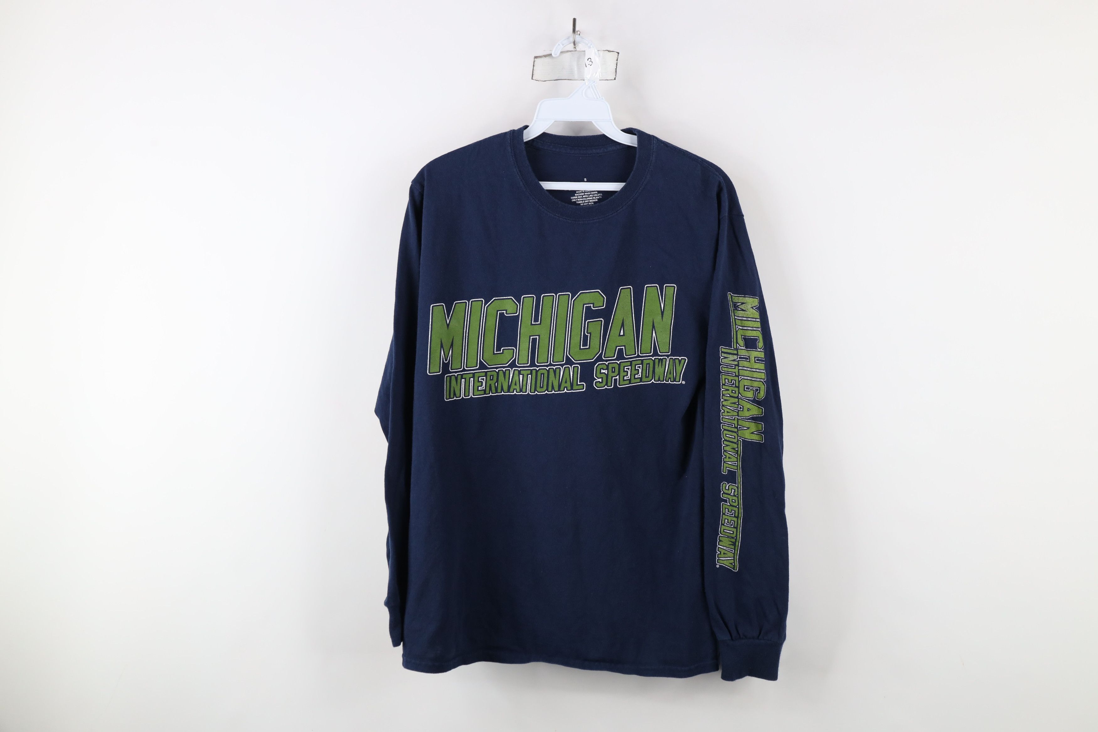 Vintage Vintage Y2K Michigan International Long Sleeve T-Shirt Size US S / EU 44-46 / 1 - 1 Thumbnail
