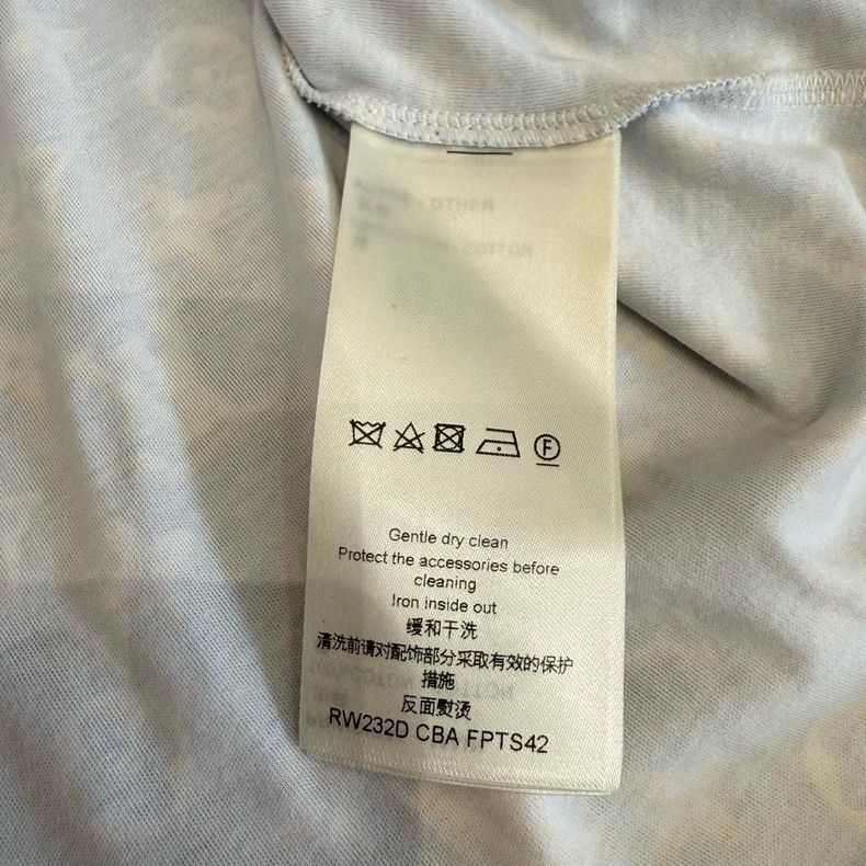 Louis Vuitton Louis Vuitton Round collar full logo short sleeve Size M / US 6-8 / IT 42-44 - 8 Thumbnail