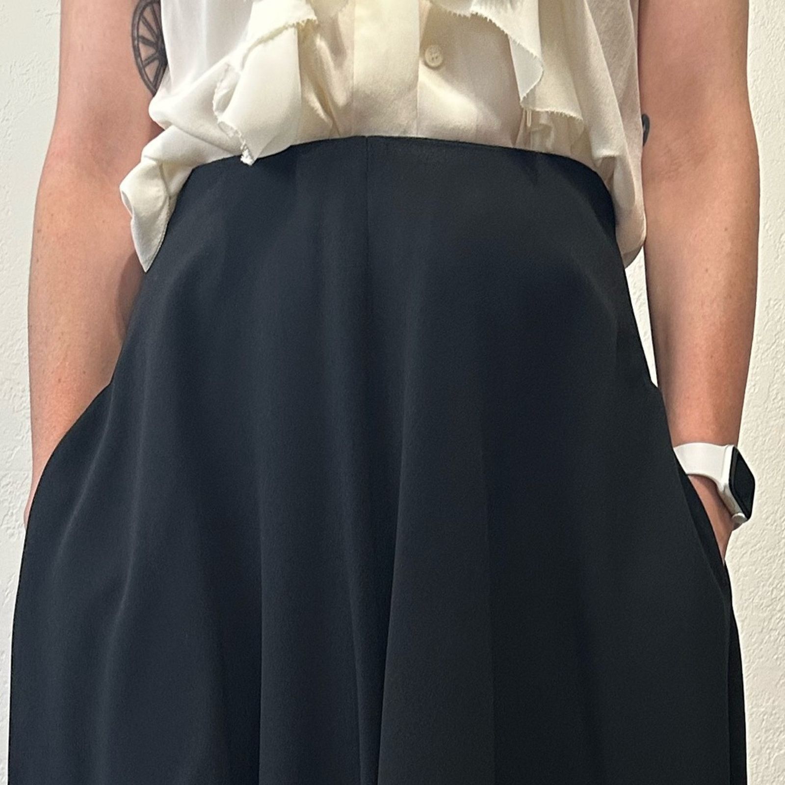 The Row Mara Stretch Crepe Skirt Black size US 2 Pockets Authentic Size 26" / US 2 / IT 38 - 8 Thumbnail