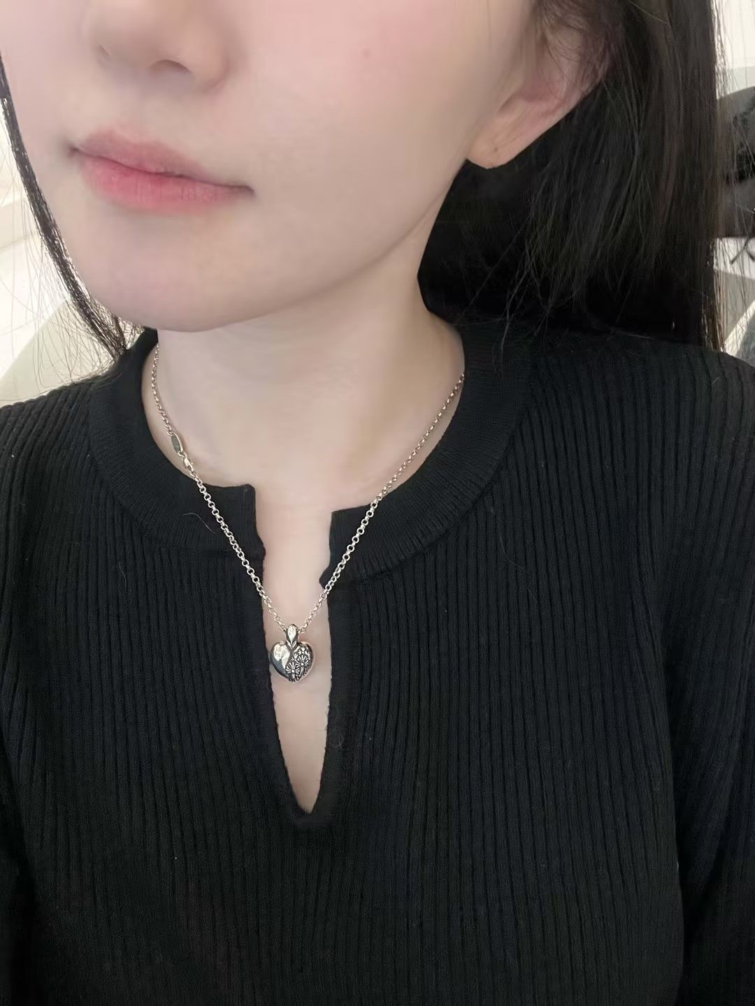 Chrome Hearts Chrome Hearts Silver R.l.P Heart Cemetery Necklace Pendant Size ONE SIZE - 10 Thumbnail