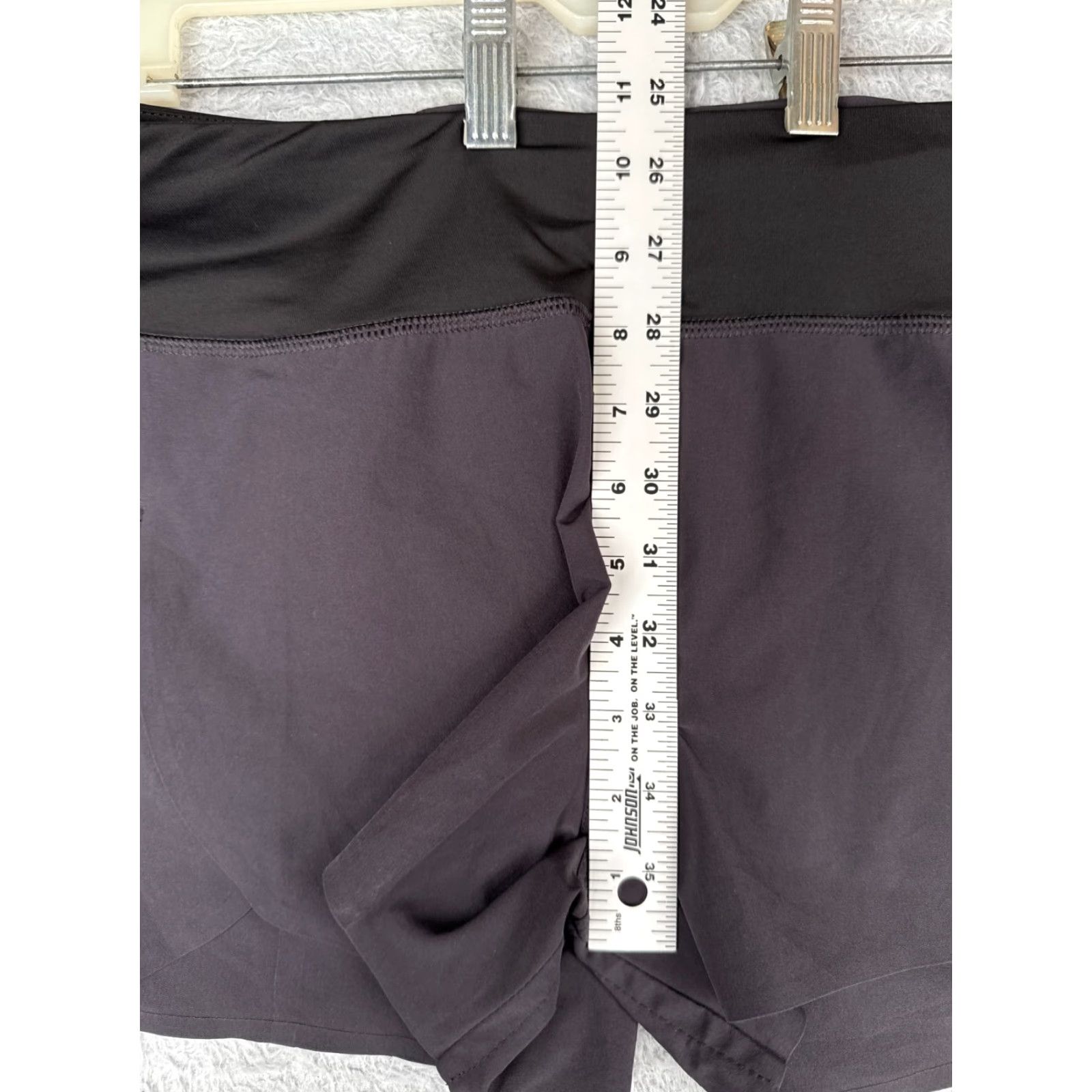 Patagonia Patagonia Shorts Womens Medium Black Elastic Sweat Rear Pocket Run Running 34x4 Size 32" / US 10 / IT 46 - 7 Thumbnail