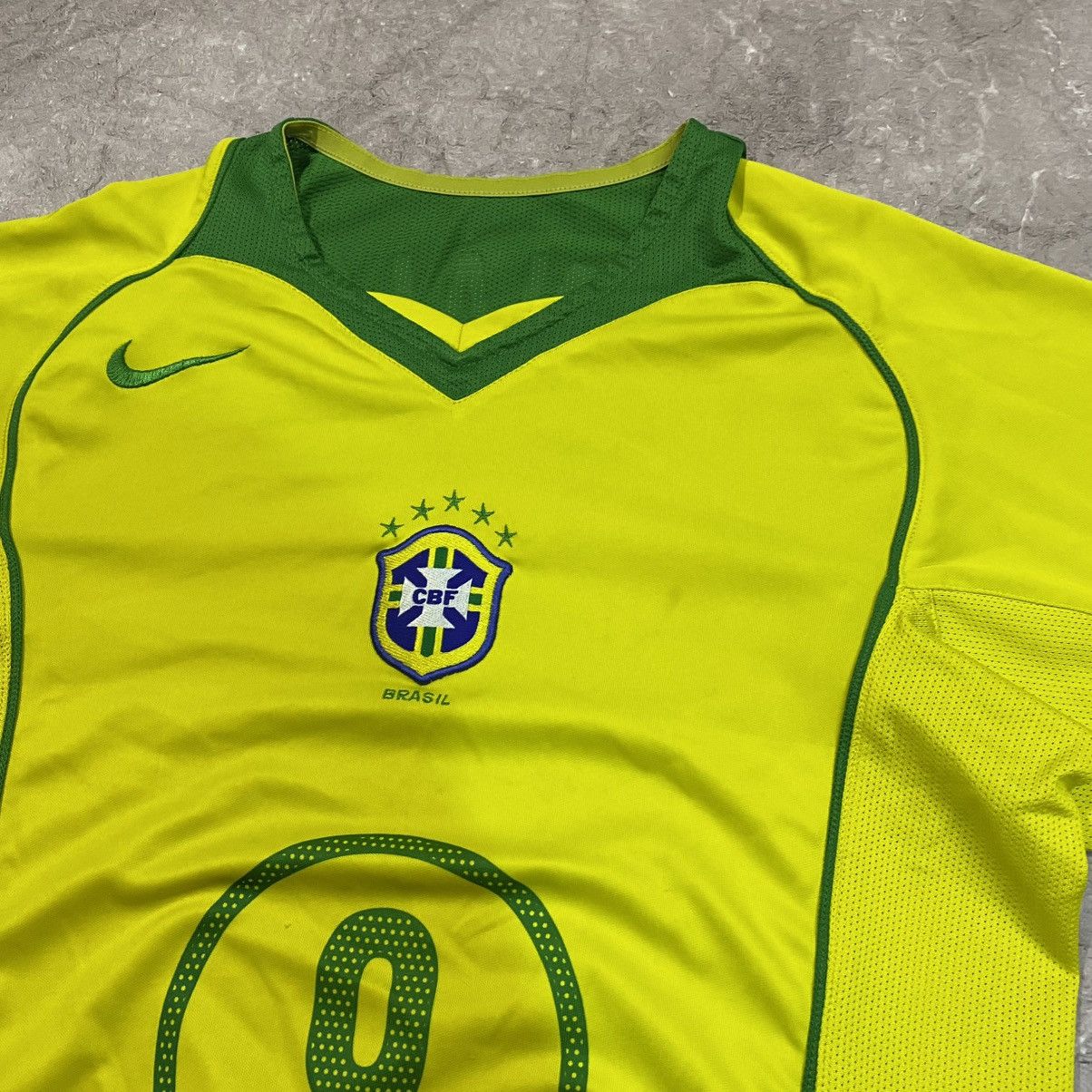 Vintage RONALDO ! VINTAGE NIKE BRAZIL TEE SOCCER JEERSEY NATION 00s Size US S / EU 44-46 / 1 - 11 Thumbnail