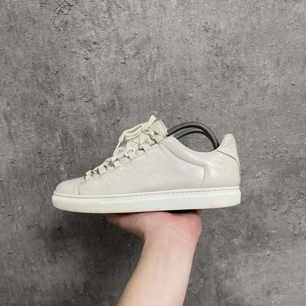 Balenciaga Balenciaga Arena Low Top White Leather Shoes With Box Luxury Size US 5.5 / EU 38 - 6 Thumbnail