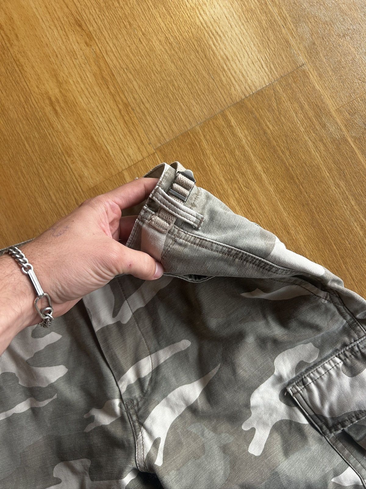 Avirex Avirex Vintage Cargo Camo Short Size US 32 / EU 48 - 2 Thumbnail