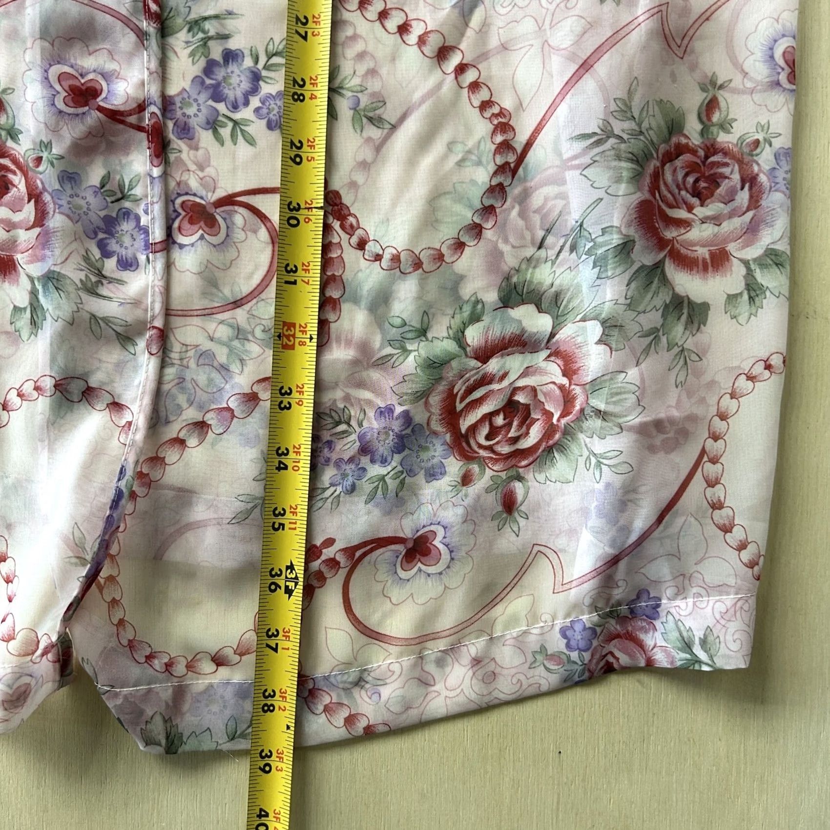 Vintage VINTAGE Secret Treasures Kimono Robe Womens Pink Floral Chiffon Sheer Size Size ONE SIZE - 5 Thumbnail