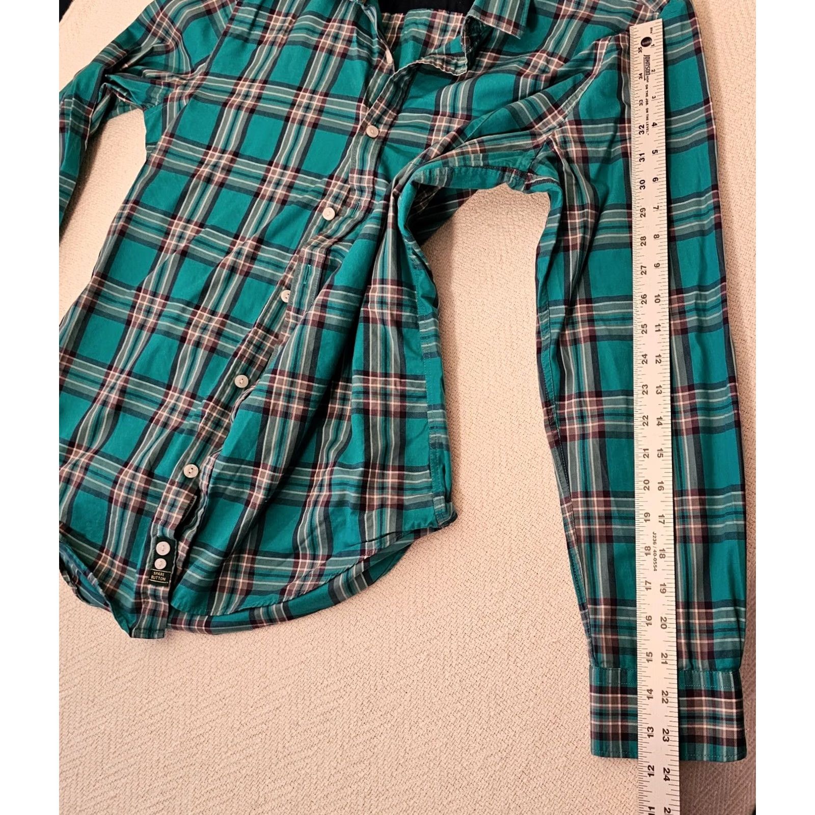 Vintage Peter England Shirt Button-Up Size L Blue Plaid Long Sleeve Button Front Casual Retro Mens Newsletters Size US L / EU 52-54 / 3 - 7 Thumbnail