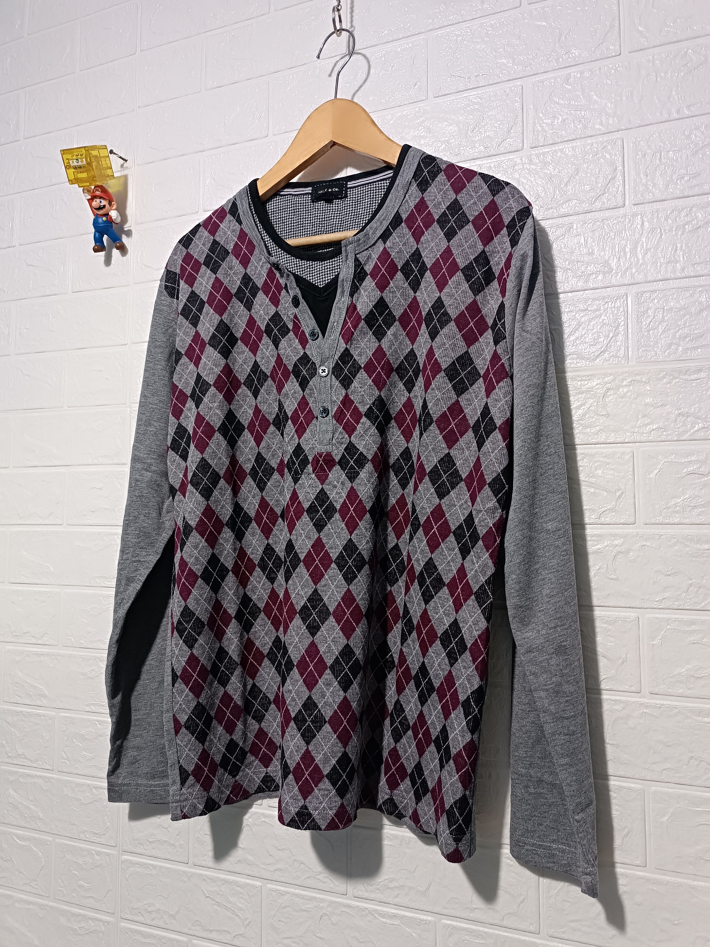 Japanese Brand Vintage Long Sleeve T-shirt Diamond Argyle 3 Layer Knit Top Size US L / EU 52-54 / 3 - 2 Thumbnail