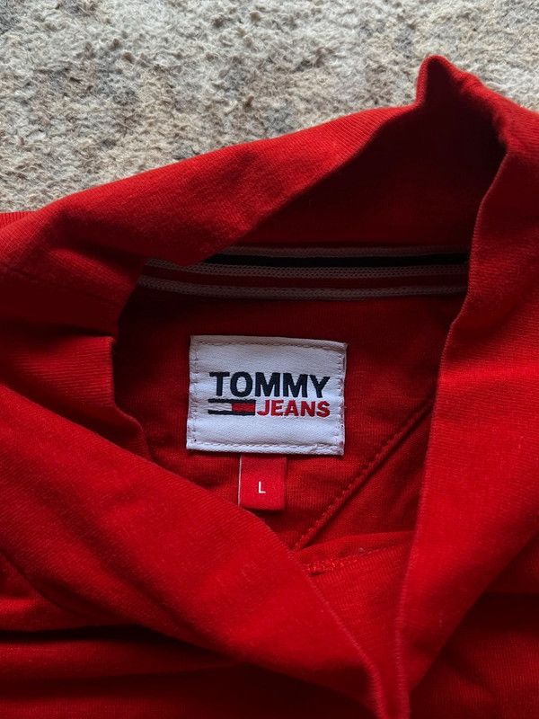 Tommy Hilfiger Tommy Hilfiger Jeans Top Short Sz L Women's 2022 Turtleneck Size L / US 10 / IT 46 - 4 Thumbnail